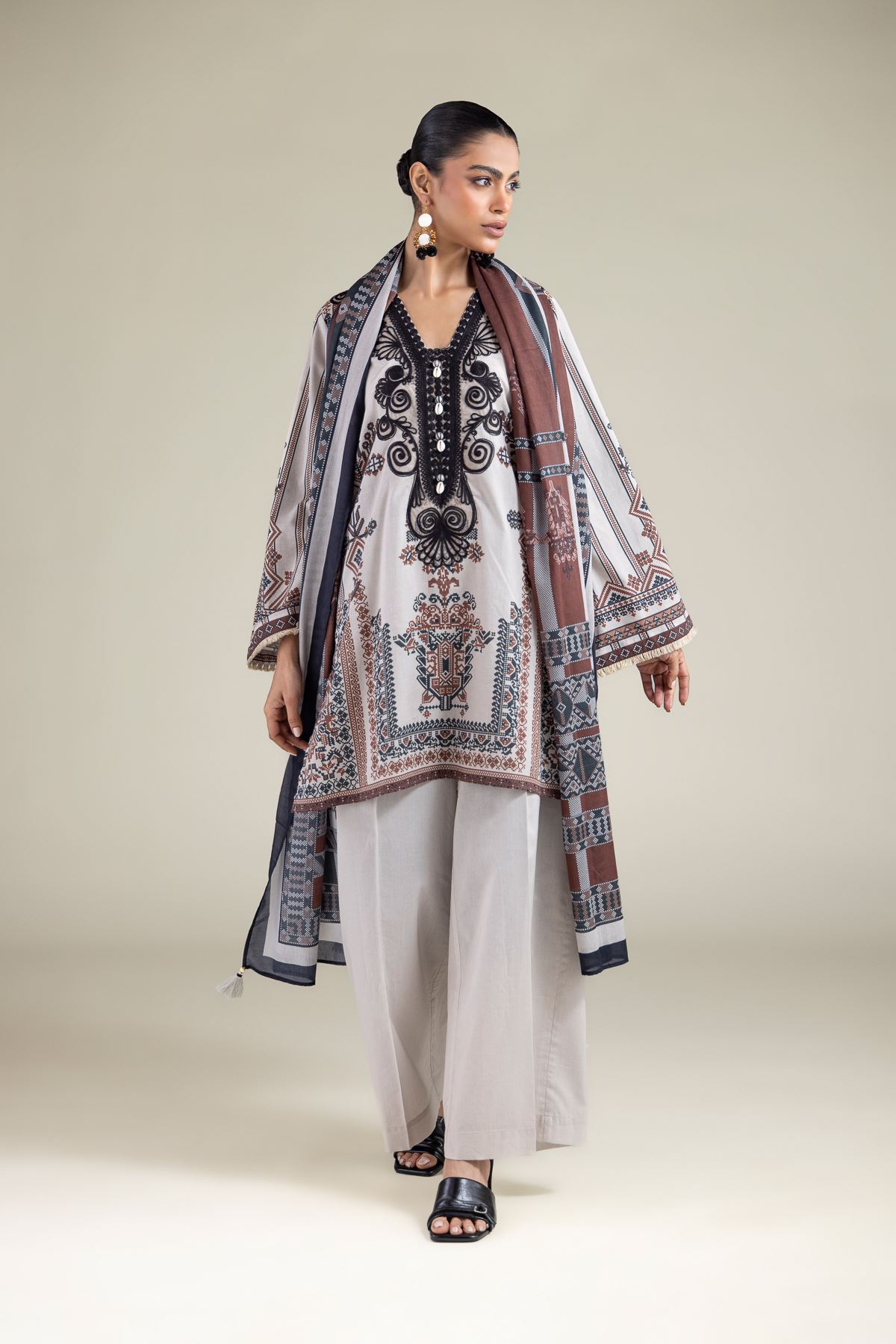 Embroidered Lawn Lawn 2-Piece Tailored - 2-26-212-A-H1-VG