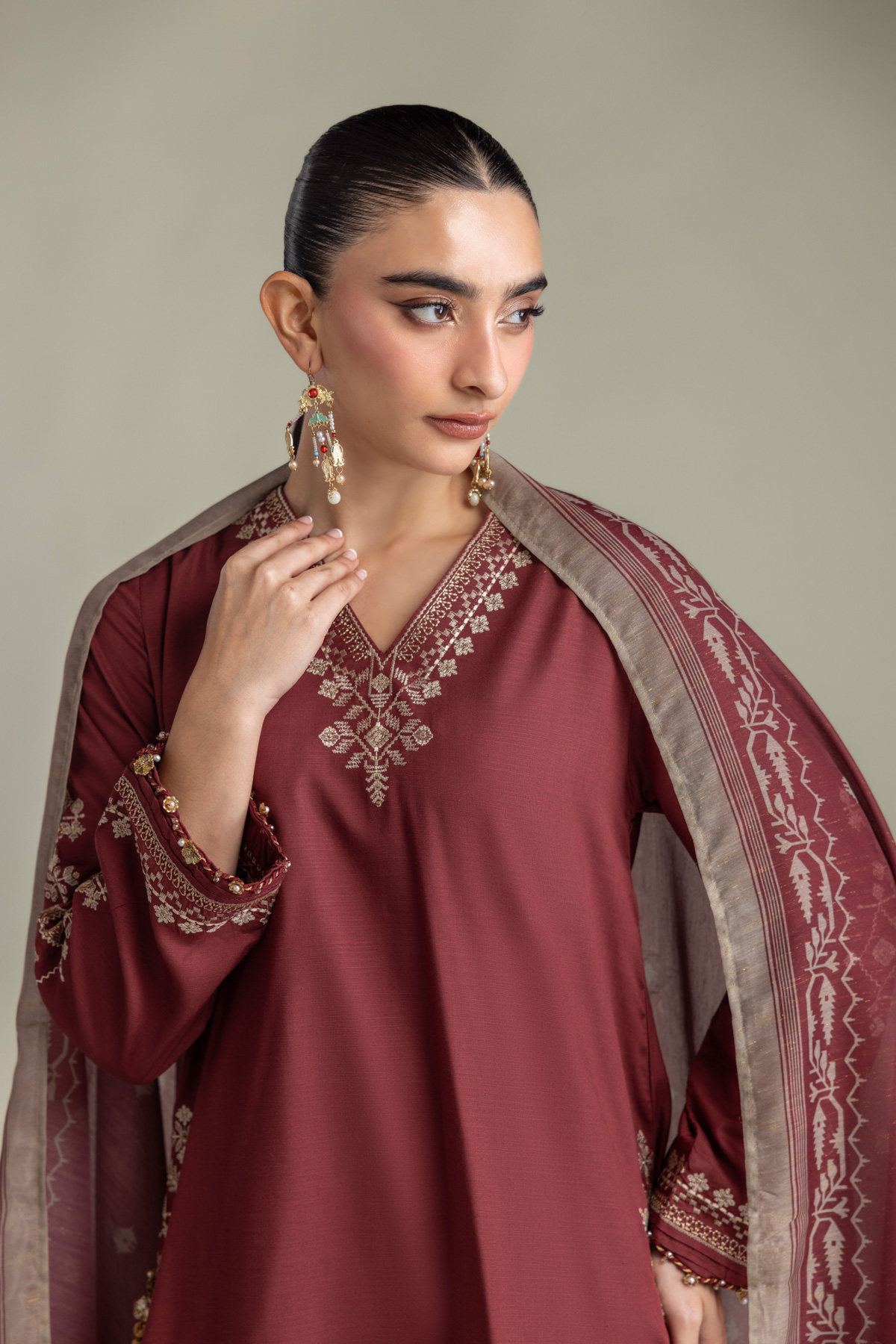 Embroidered Mesuri Maroon Mesuri Dupatta - 2-26-202-A-D-VG