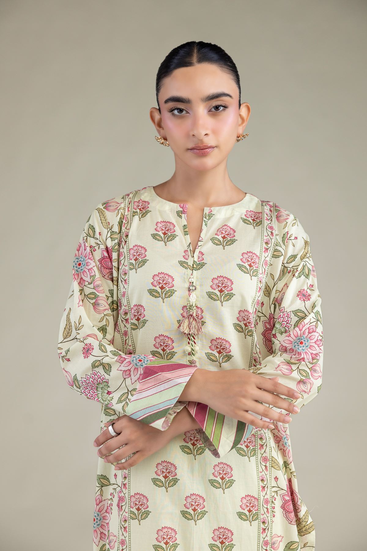 Printed Cambric Floral Cambric Kurta - 1-26-250-B-H1-VG