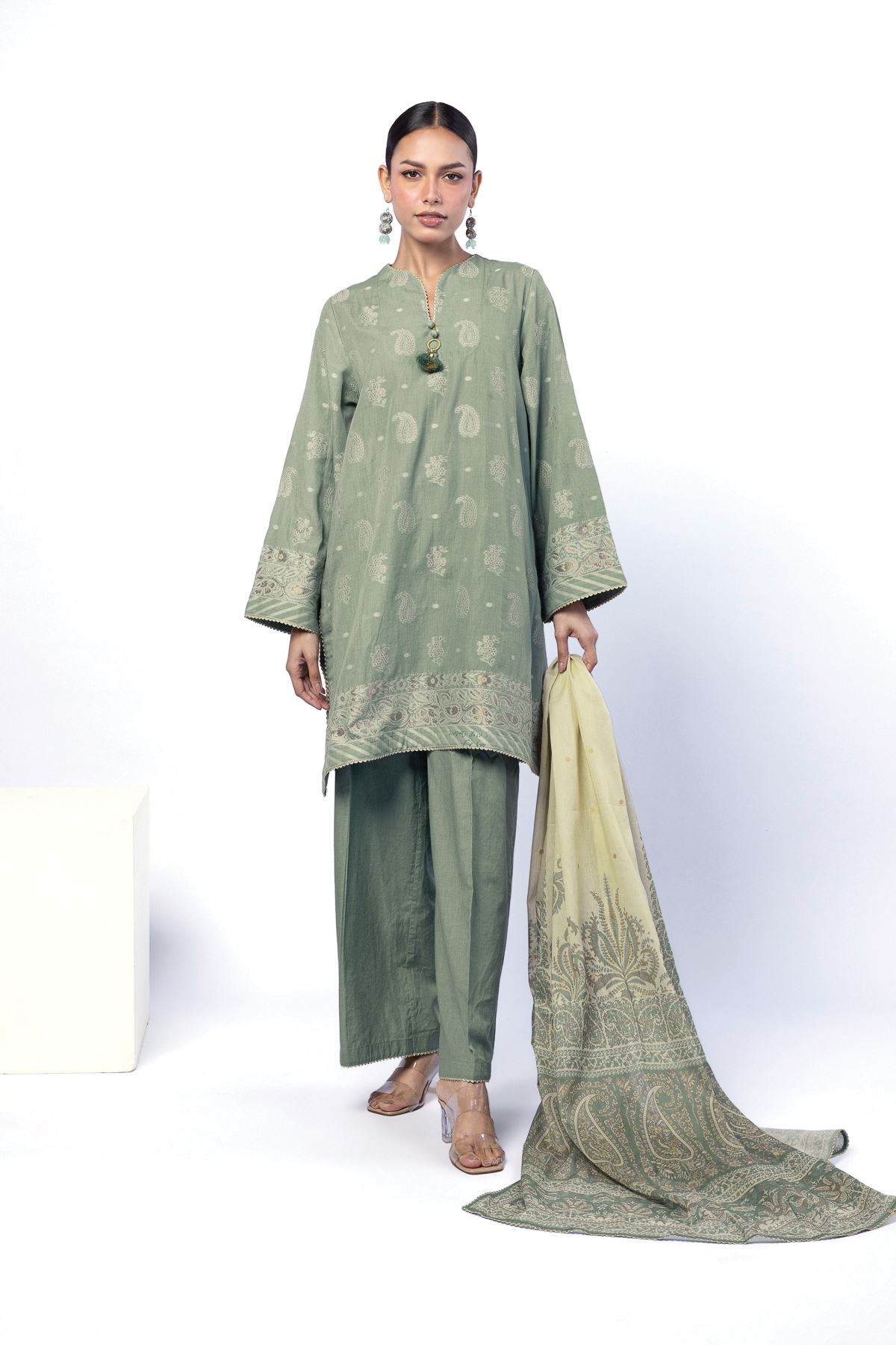 Dyed Jacquard Tailored 3 Piece - T-A22-26-109FB1-VG