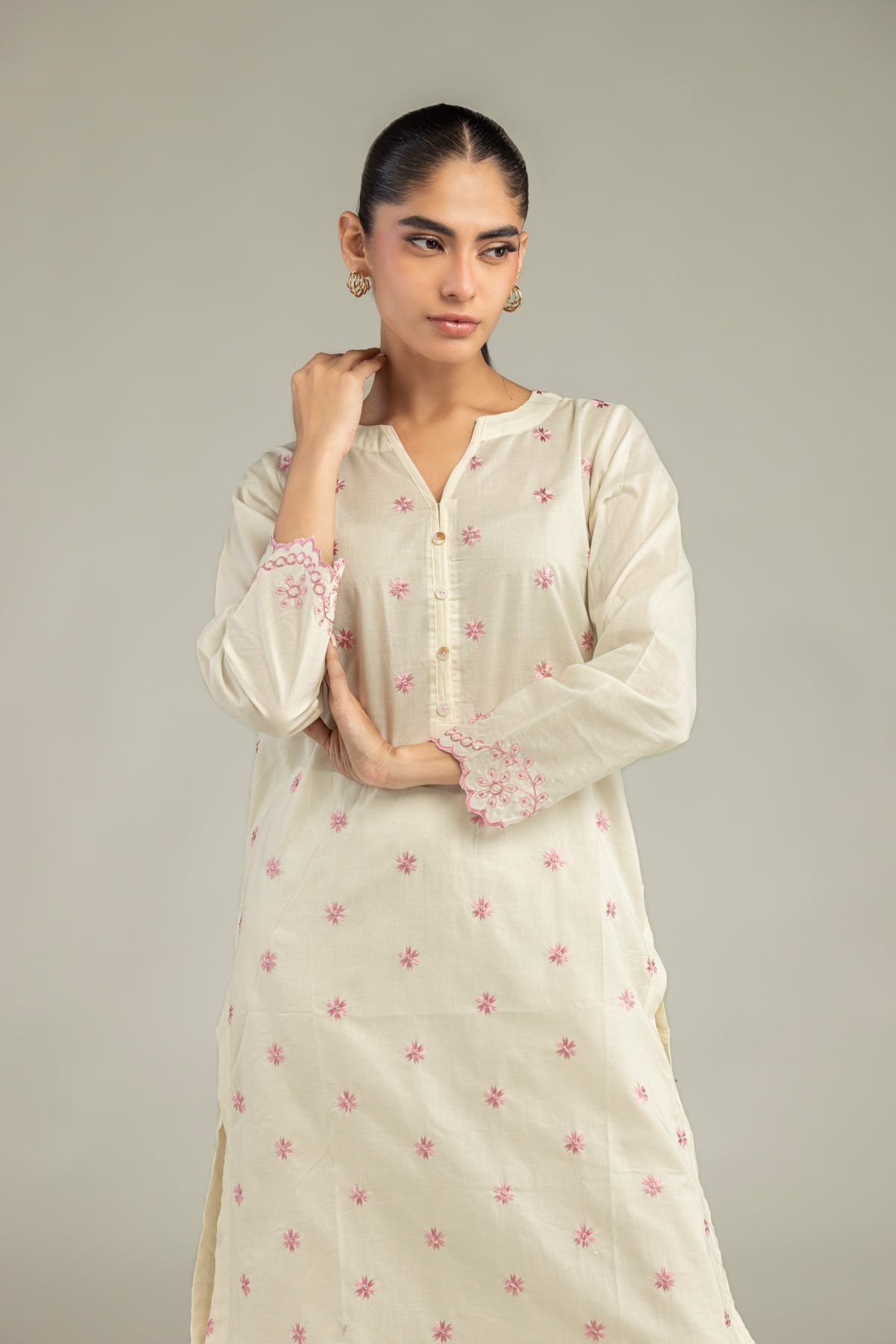 Embroidered Cambric Cambric Floral Kurta - 1-26-102-A-F-VG