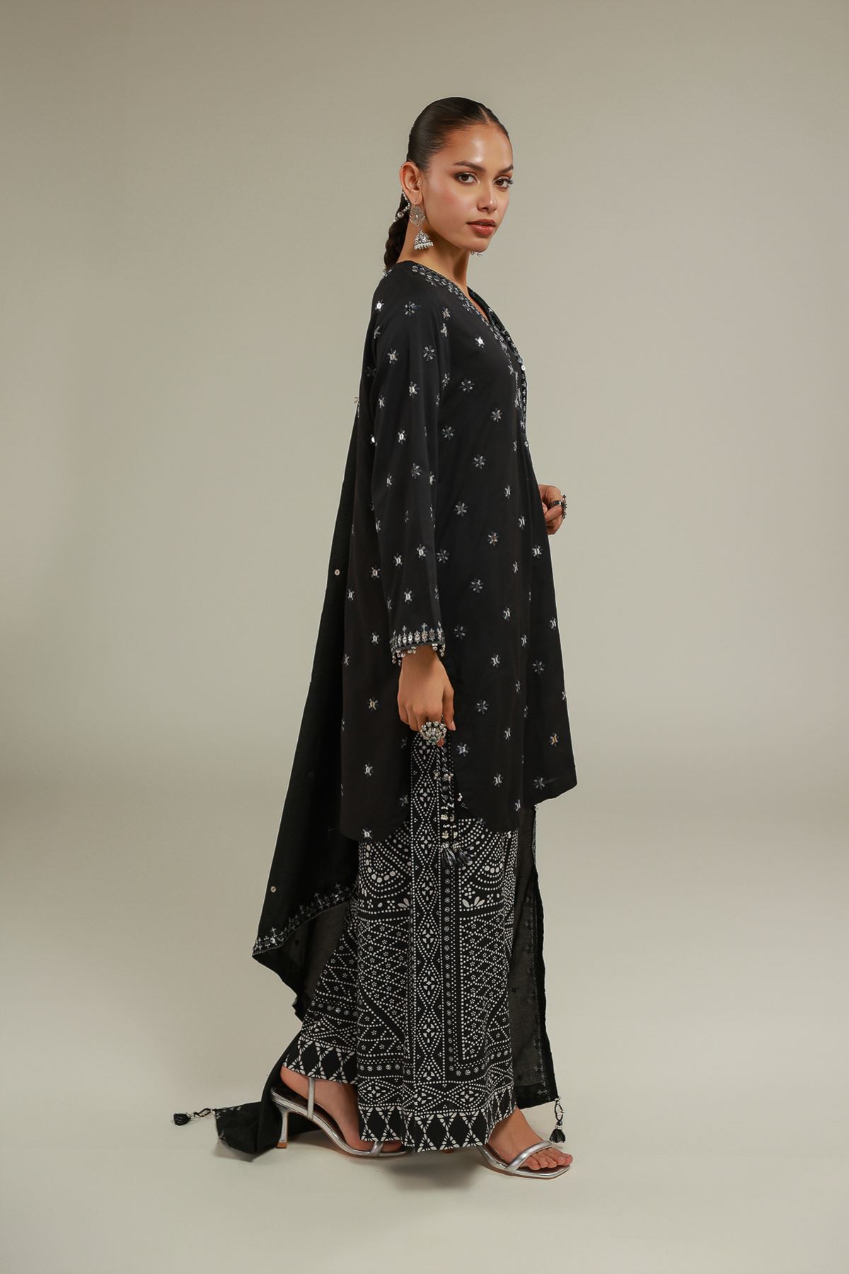 Embroidered Raw Silk Black Wide-Leg Pants - 2-26-101-A-D-VG