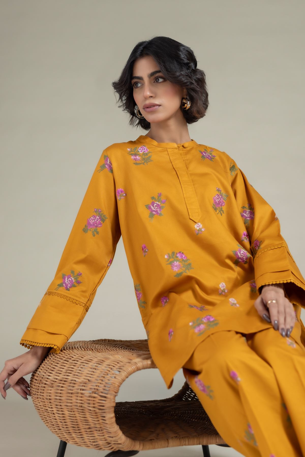 Embroidered Textured Cotton Kurta - 25-10-12E1-04TA-VG
