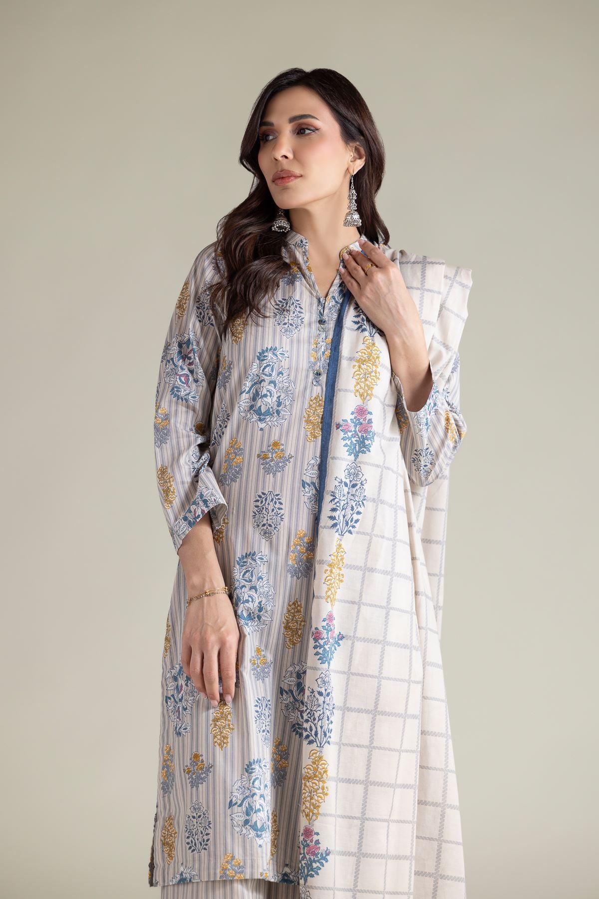 Embroidered Textured Lawn Printed Lawn Dupatta - 1-26-139-A-D-VG