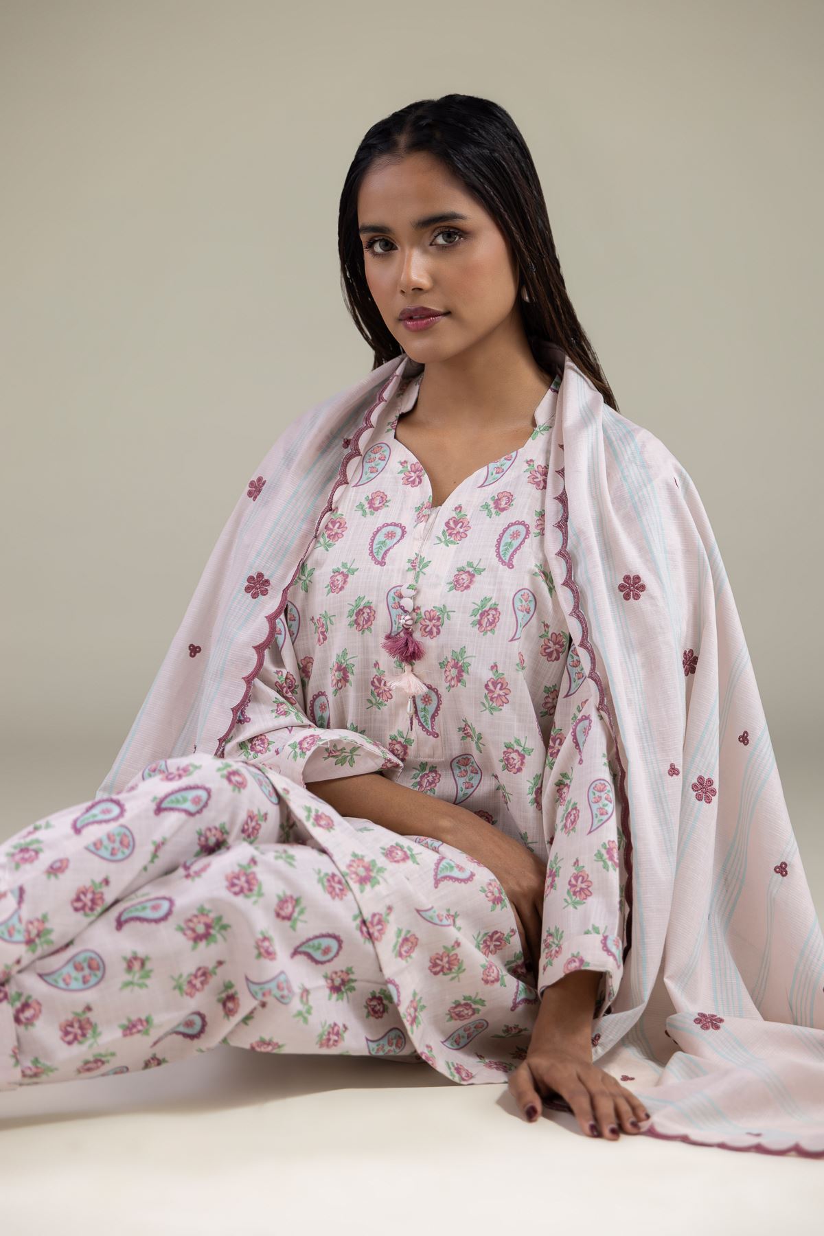 Embroidered Textured Lawn Dupatta - 1-26-115-A-H-VG