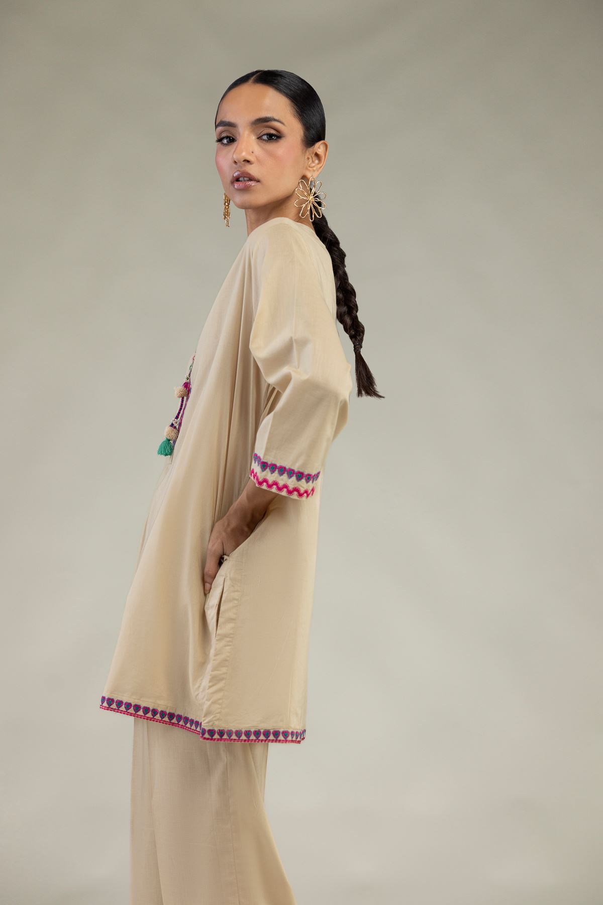 Embroidered Cambric Short Cambric Kurta - 1-26-226-A-I1-VG