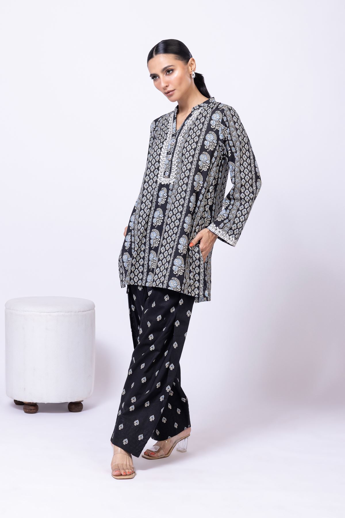 Embroidered Cambric Kurta - OTD4-EX22-02TA-VG