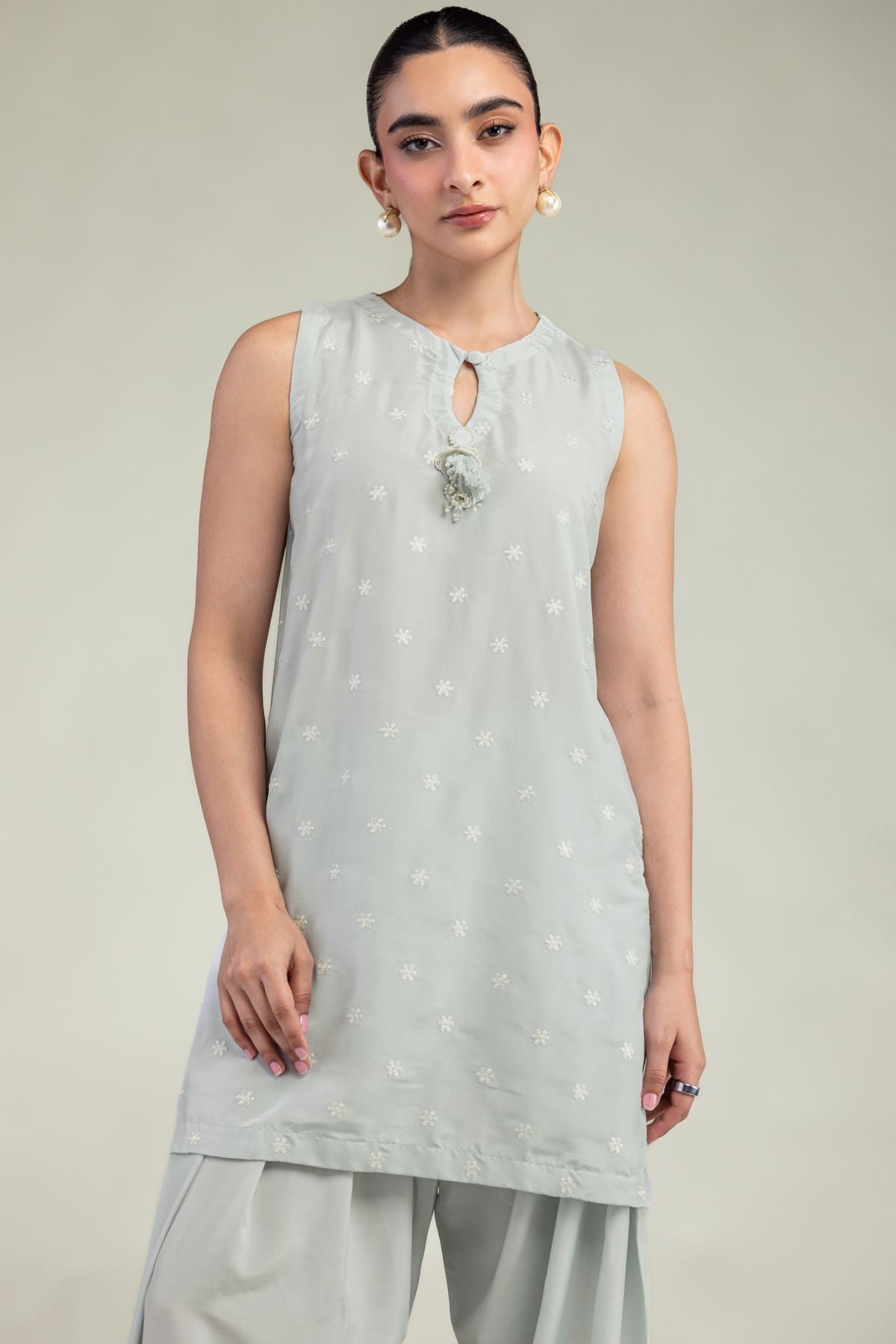 Embroidered Arabic Lawn Lawn Sleeveless Kurta - 1-26-245-A-J1-VG