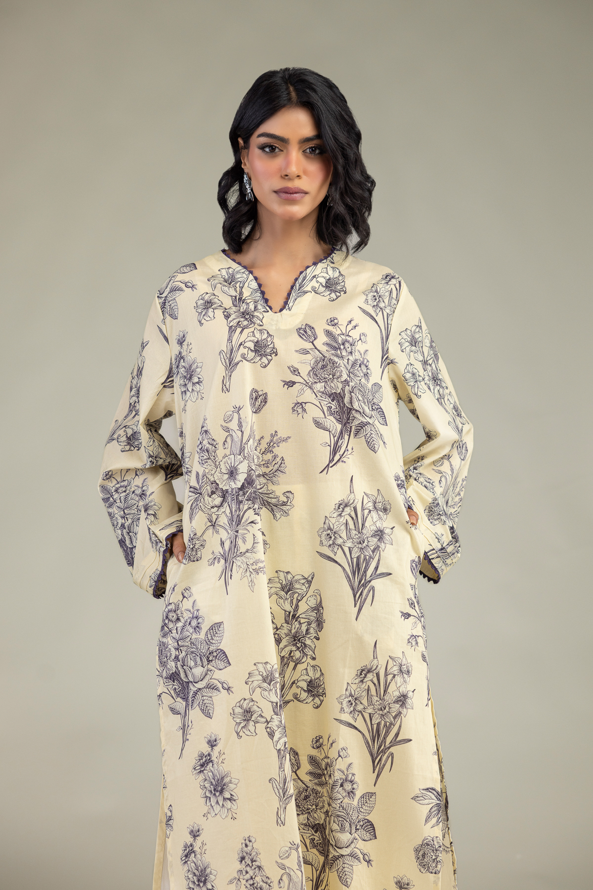 Embroidered Cambric Long Floral Kurta - T-A11-26-118FI2-VG