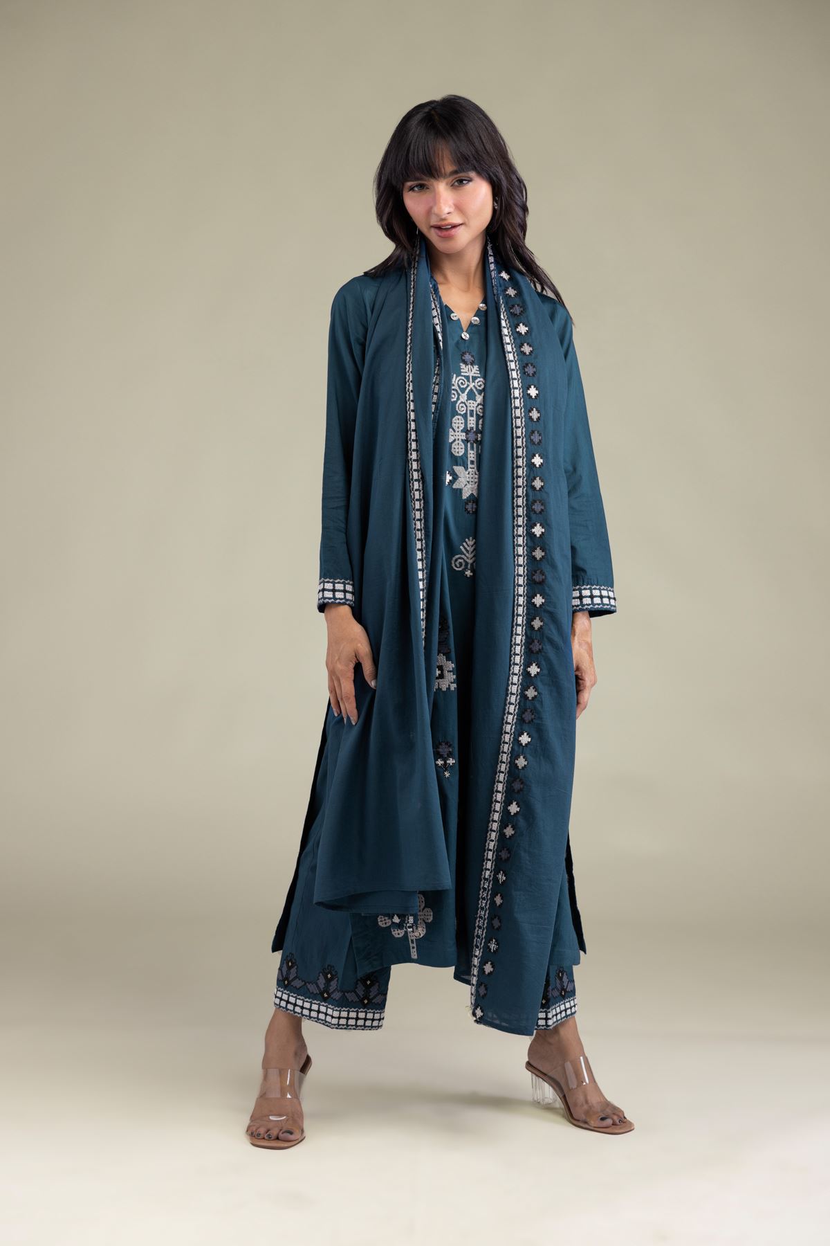 Embroidered Lawn Teal Lawn Dupatta - 25-08-12E8-07TB-VG