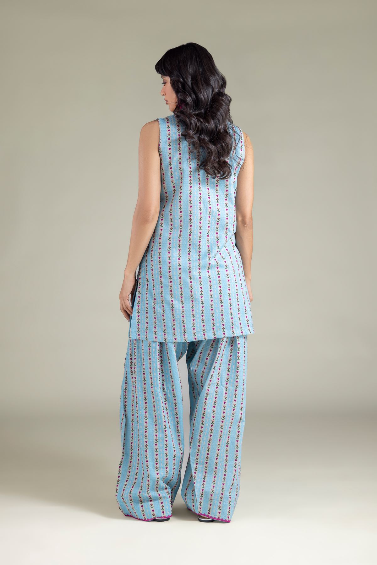 Embroidered Cotton Dobby Kurta - 1-26-108-A-F-VG