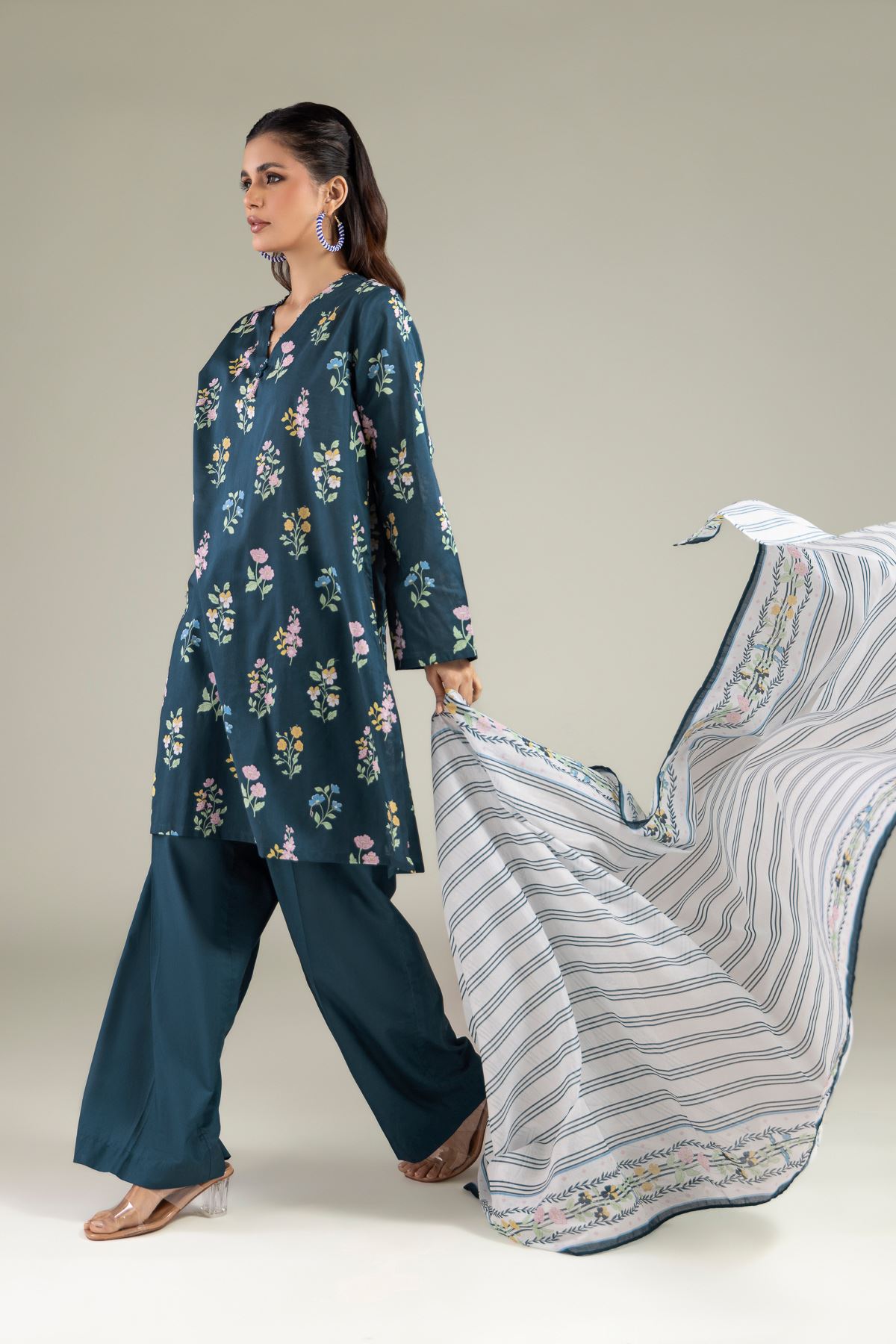 Printed Lawn Fabrics 3 Piece - A11-26-104FA1-VG