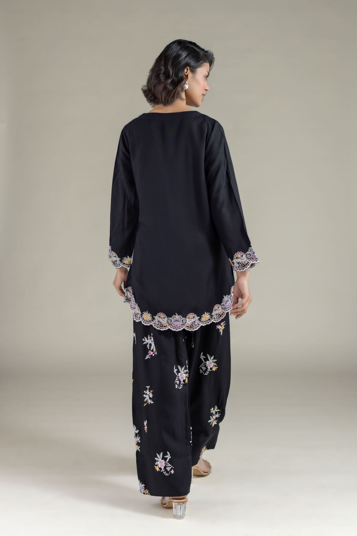 Embroidered Heavy Blended Viscose Floral V-Neck Kurta - 25-10-11E12-03TB-VG