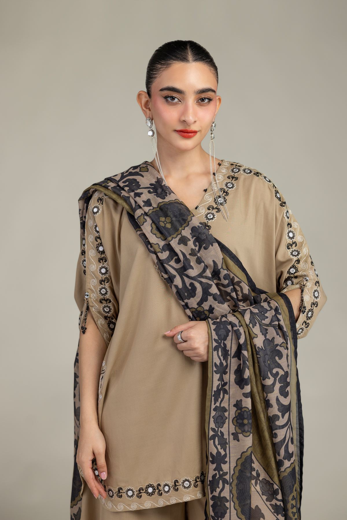 Embroidered Mesuri Beige Mesuri Dupatta - 2-26-210-A-C1-VG