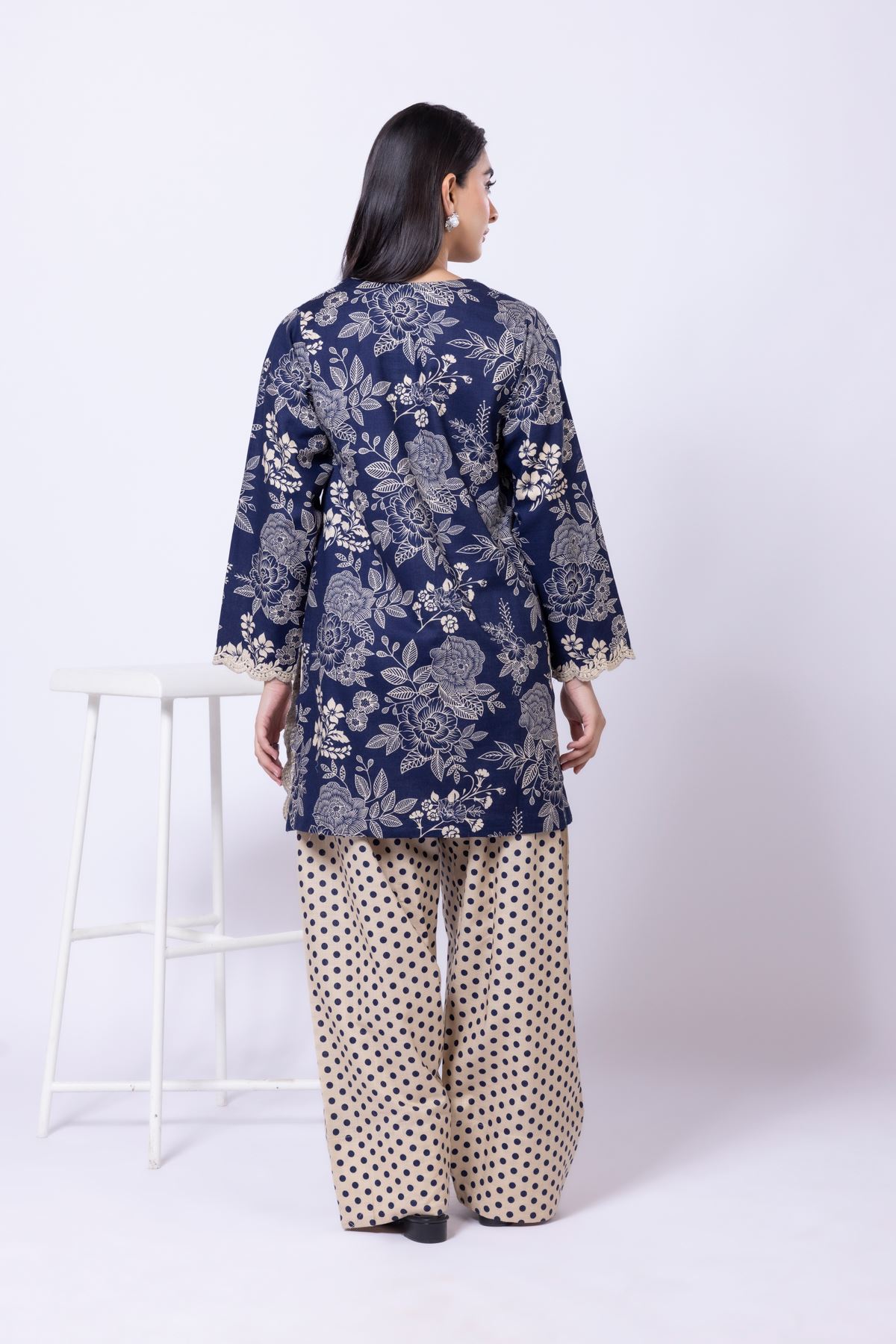 Embroidered Heavy Textured Cotton Kurta - 25-10-10E7-05TA-VG