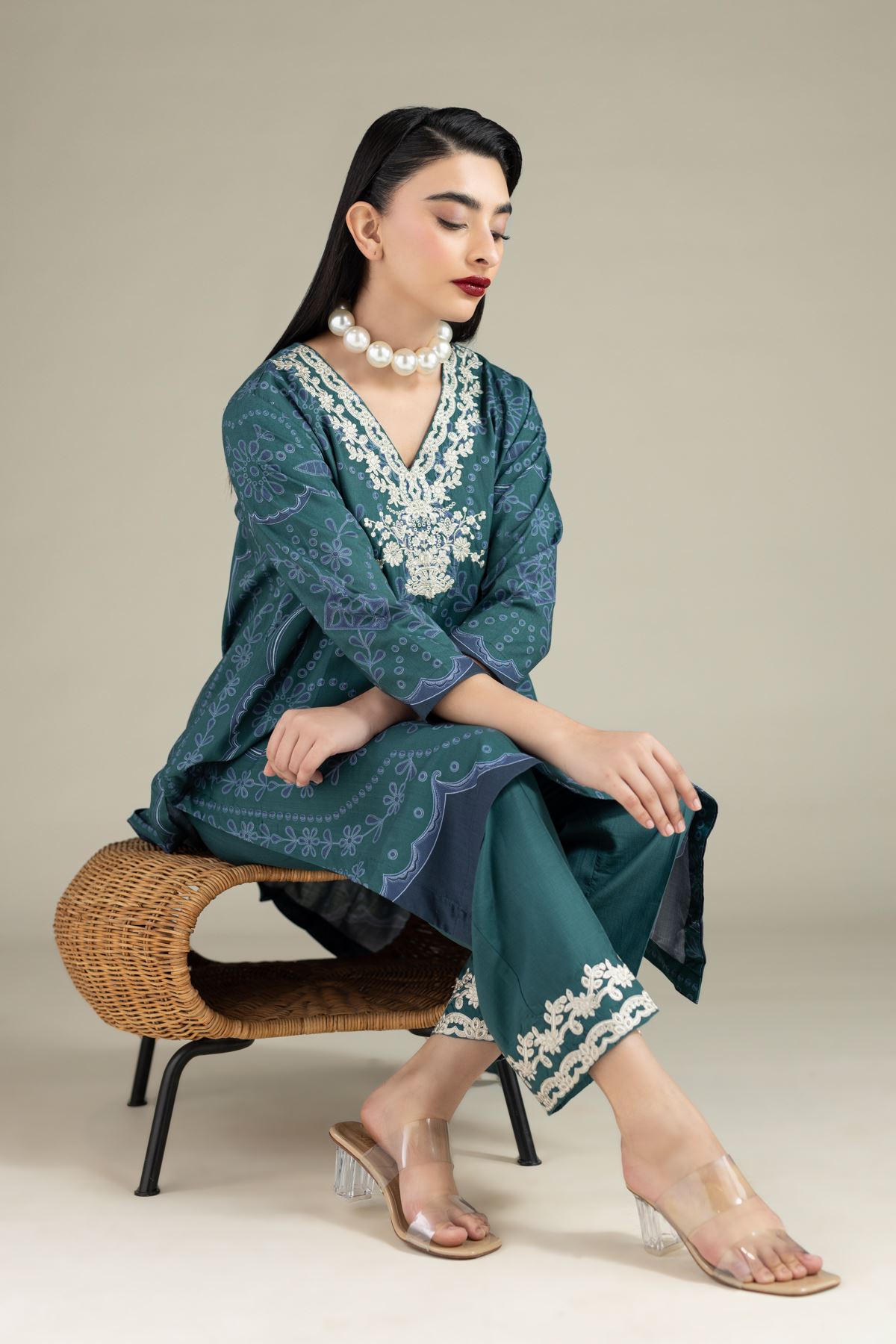 Embroidered Raw Silk Kurta - 25-10-10S6-03TA-VG