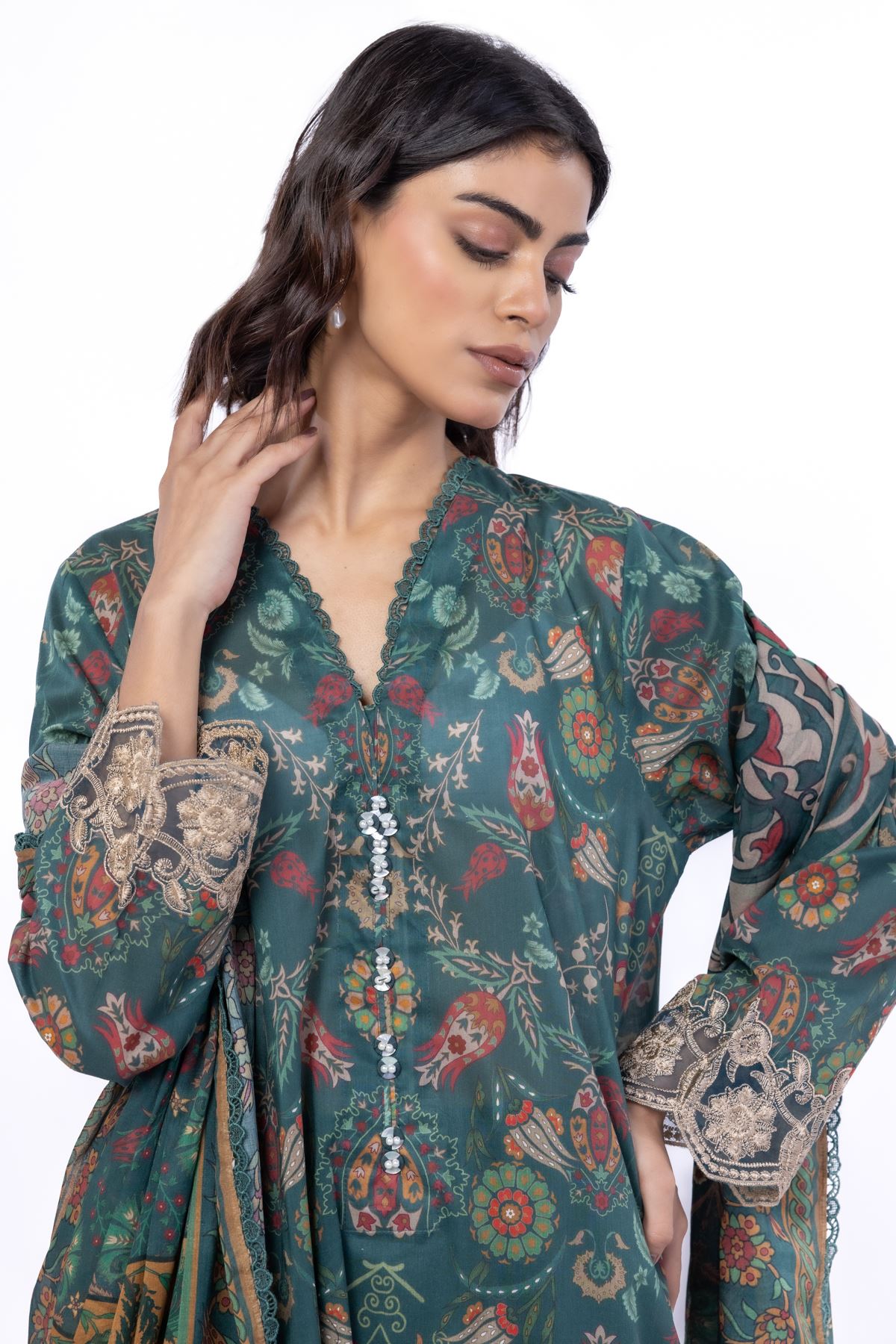 Embroidered Lawn Fabrics 3 Piece - CA02A-VG