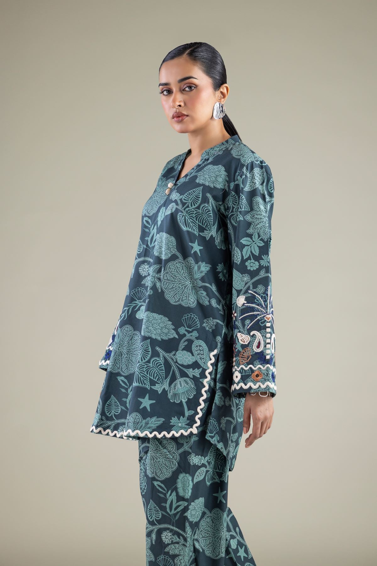 Embroidered Cambric Short Cambric Kurta - 1-26-128-A-A-VG