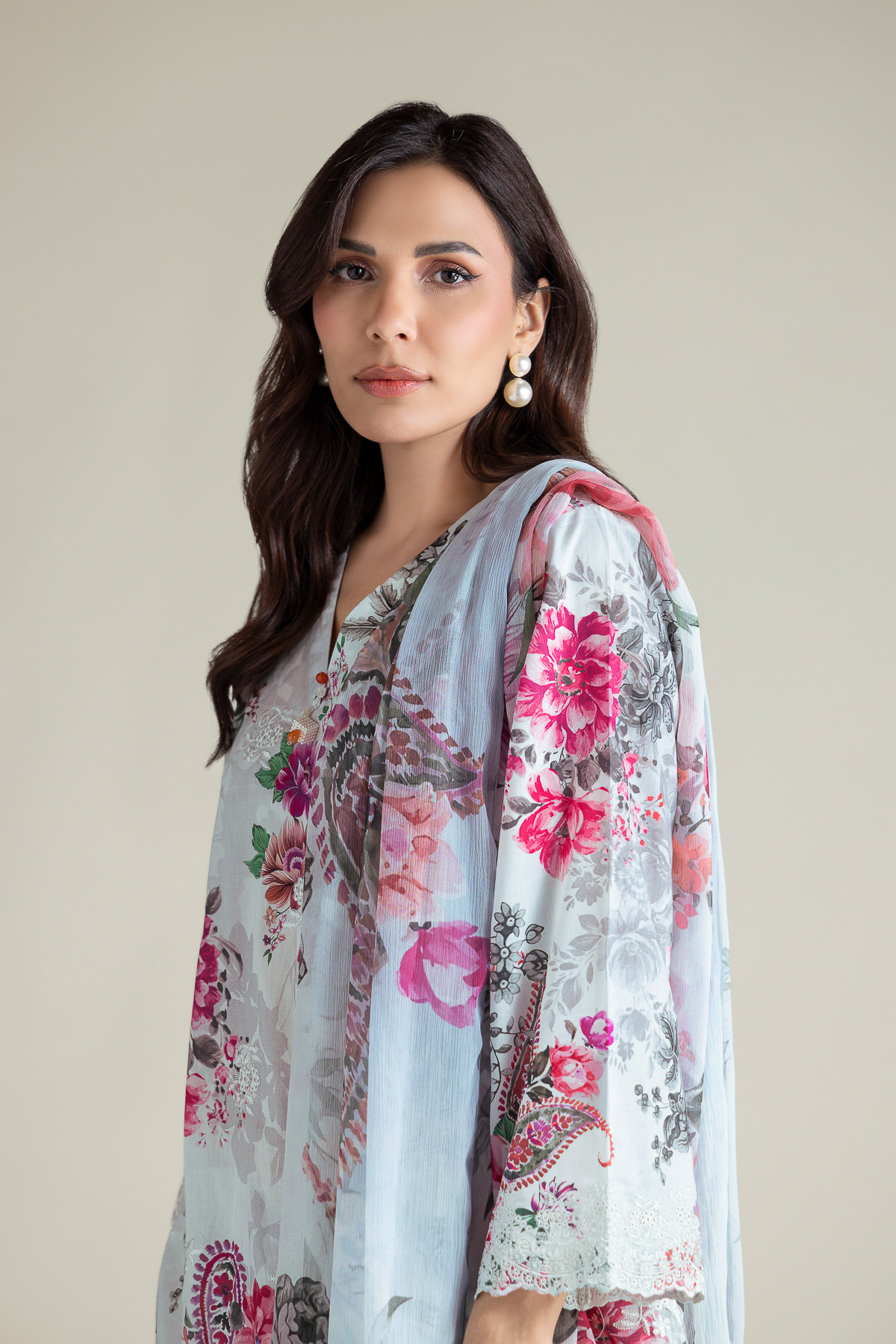 Embroidered Lawn Fabrics 3 Piece - T-A33-26-207FD1-VG