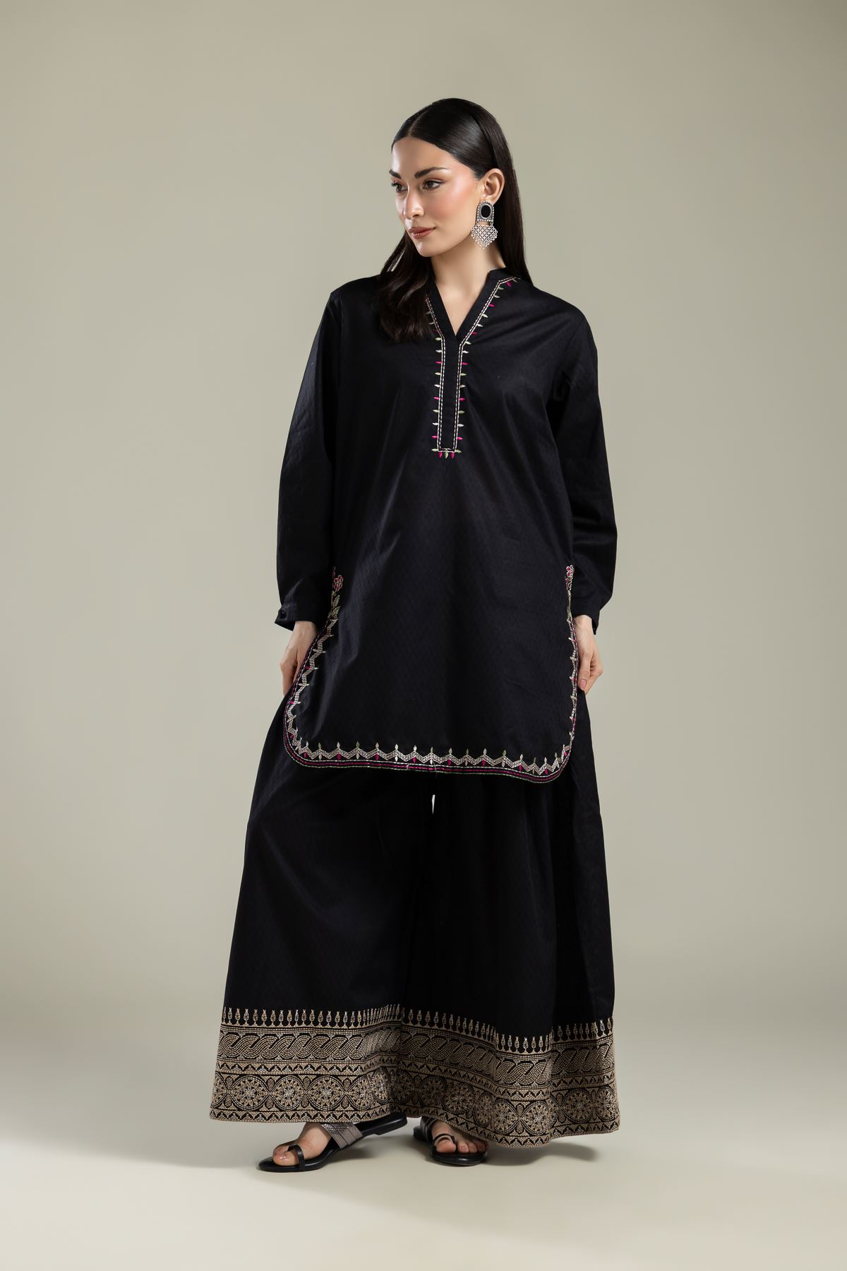 Embroidered Cotton Dobby Black Embroidered Kurta - 25-09-11E3-11TB-VG