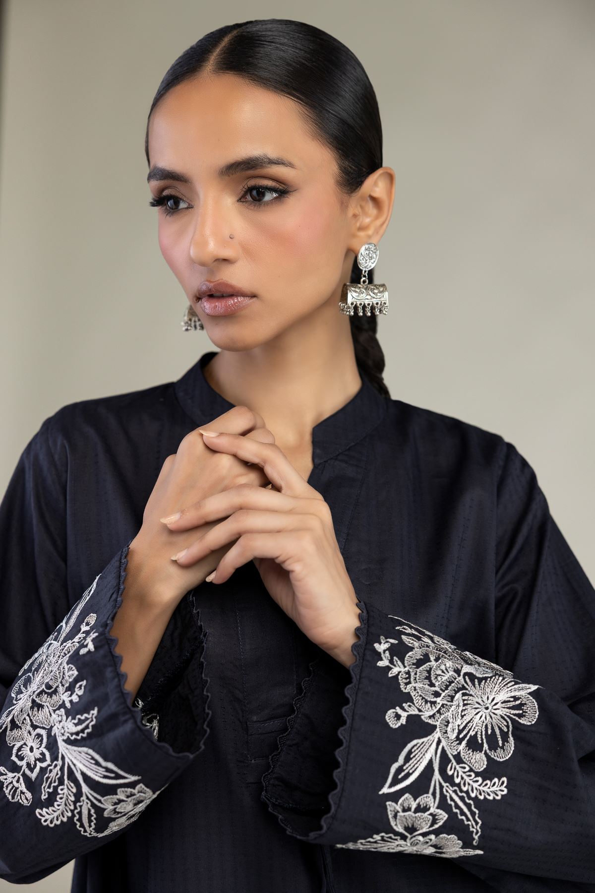 Embroidered Cotton Dobby Short V-Neck Kurta - 1-26-241-A-A1-VG