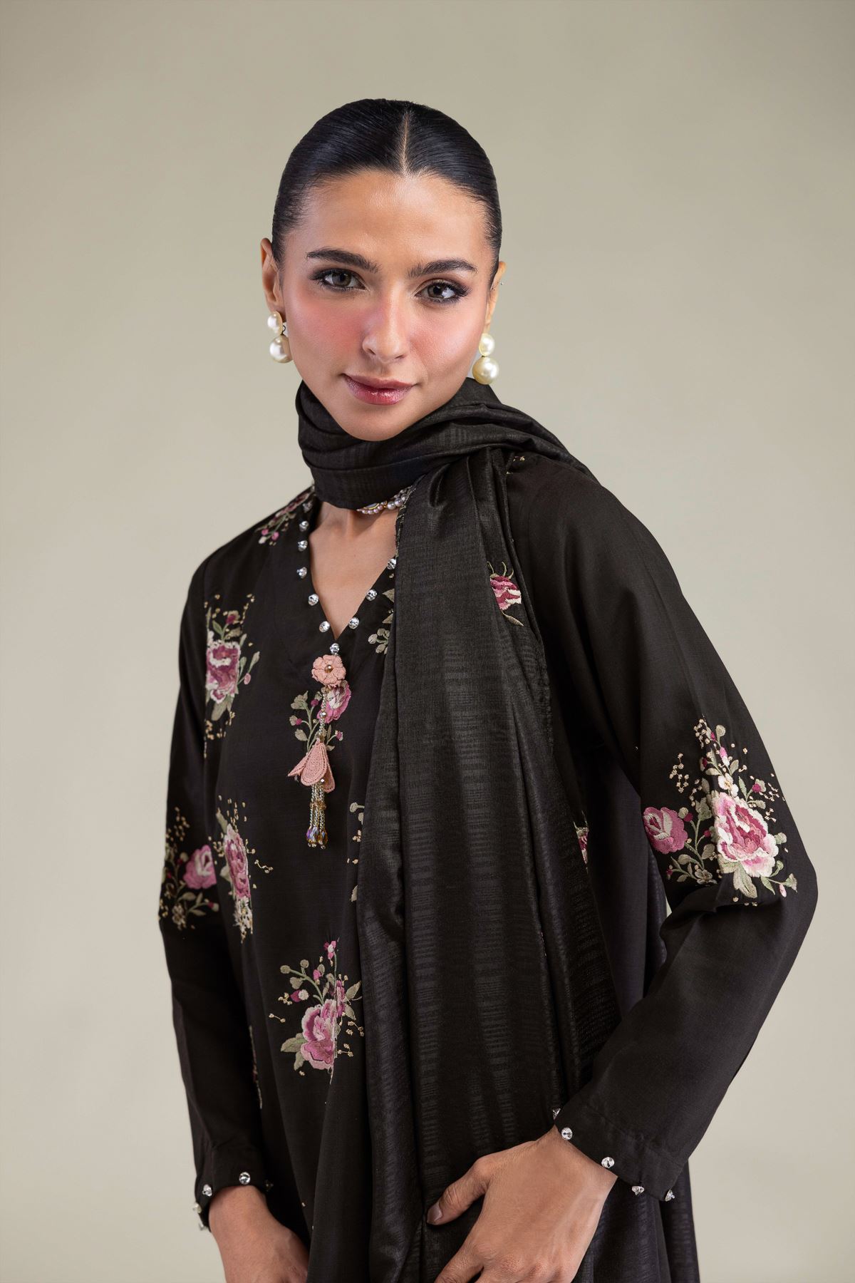 Embroidered Polyester Silk Black Floral Dupatta - 2-26-206-C-D1-VG