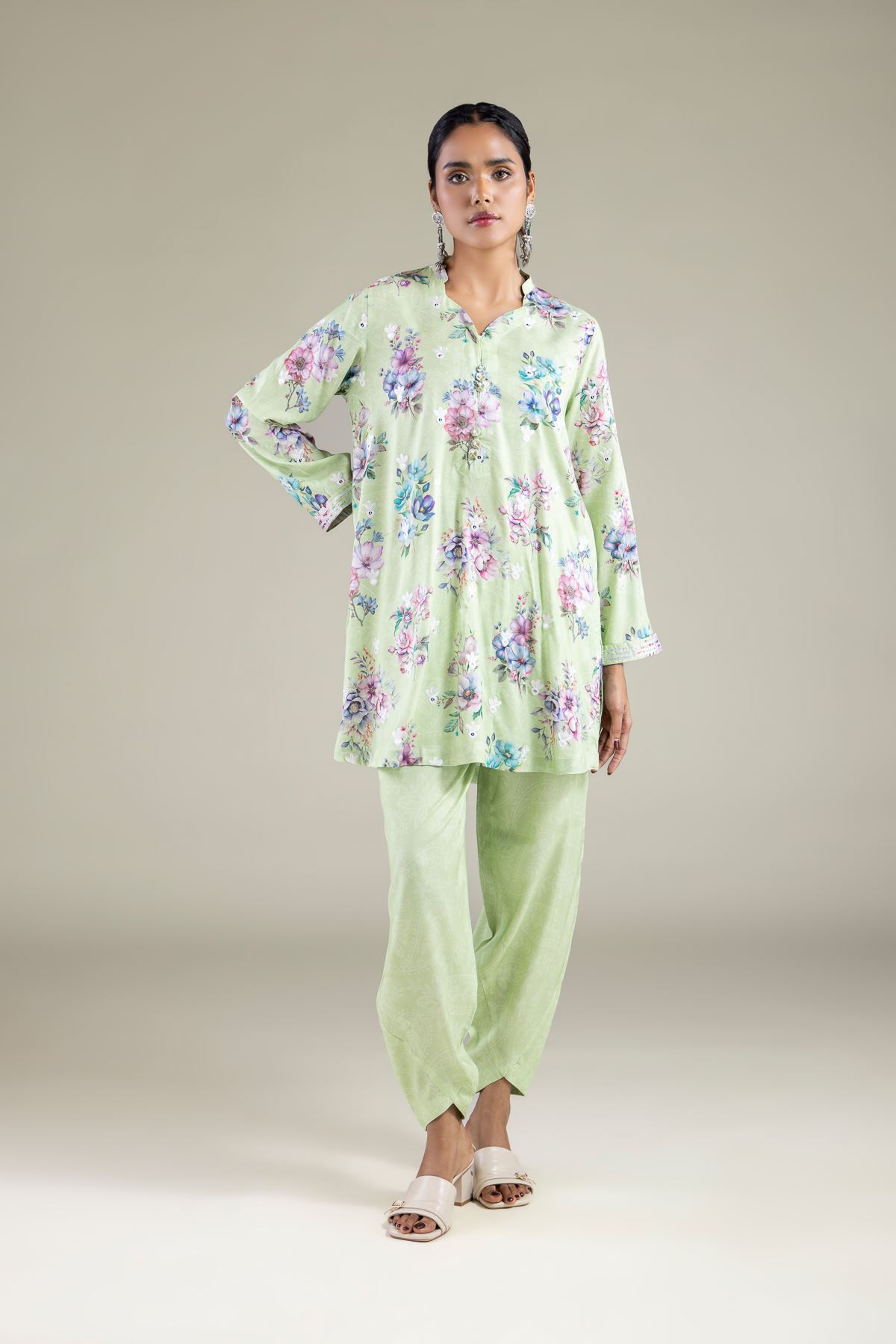 Embroidered Viscose Floral Scalloped Kurta - 1-26-108-A-F-VG