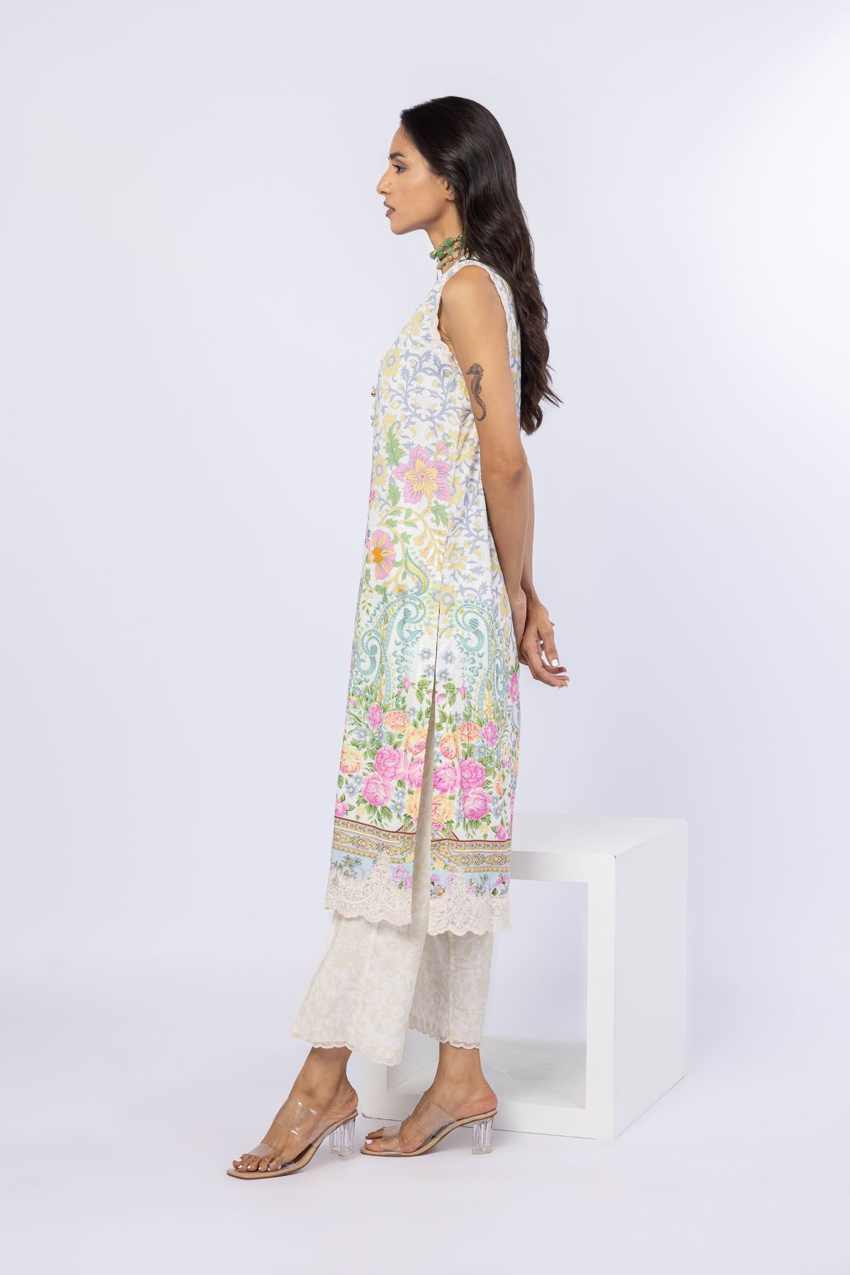 Embroidered Crosshatch Raw Silk Kurta - 25-10-10S4-02TB-VG