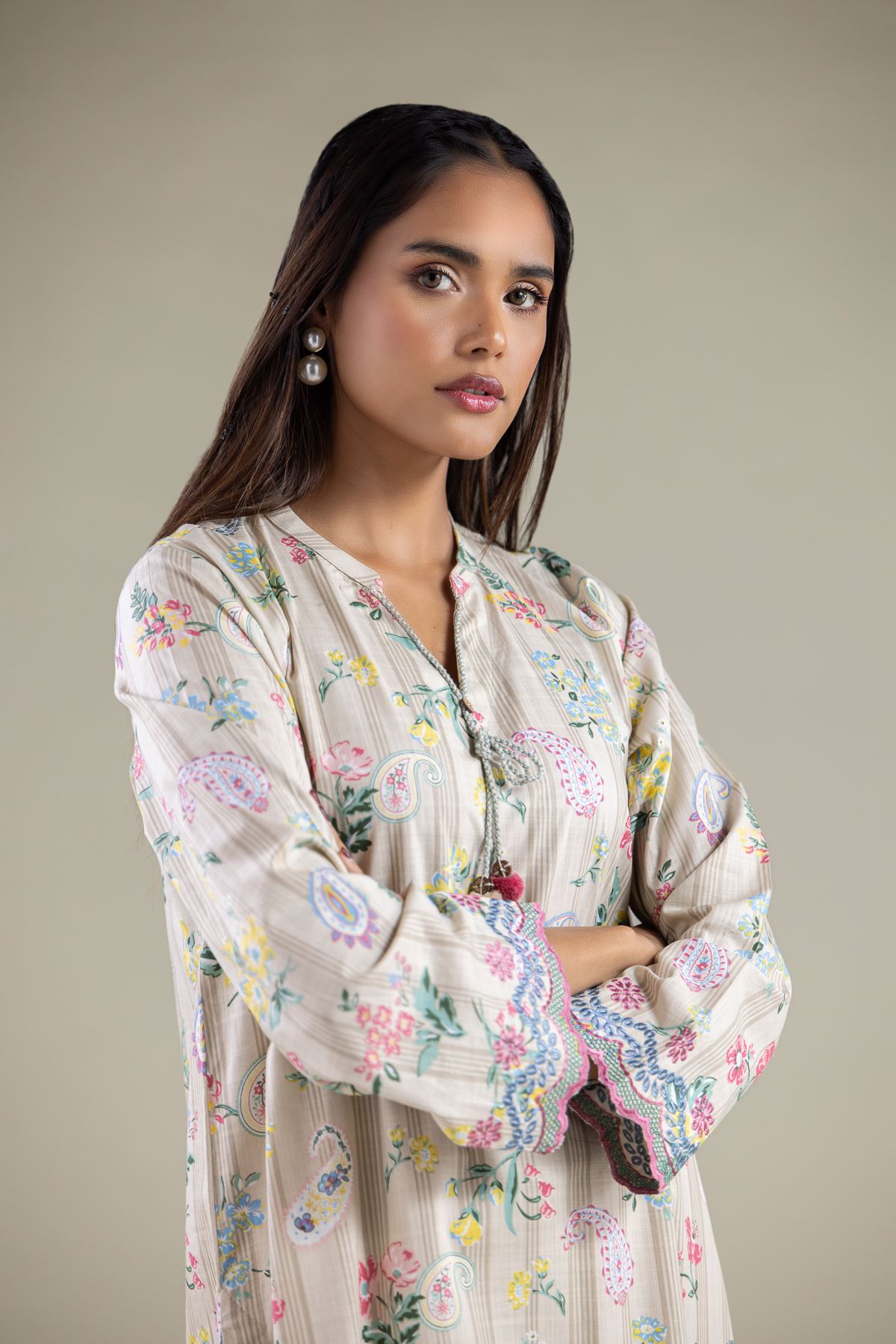 Embroidered Textured Cotton Kurta - 25-00-X2-08TB-VG