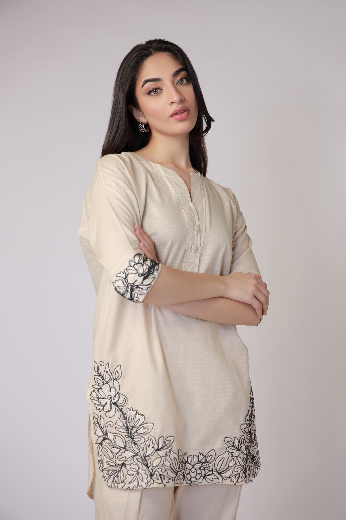 Embroidered Cotton Dobby Kurta - 25-07-7E7-09TA-VG