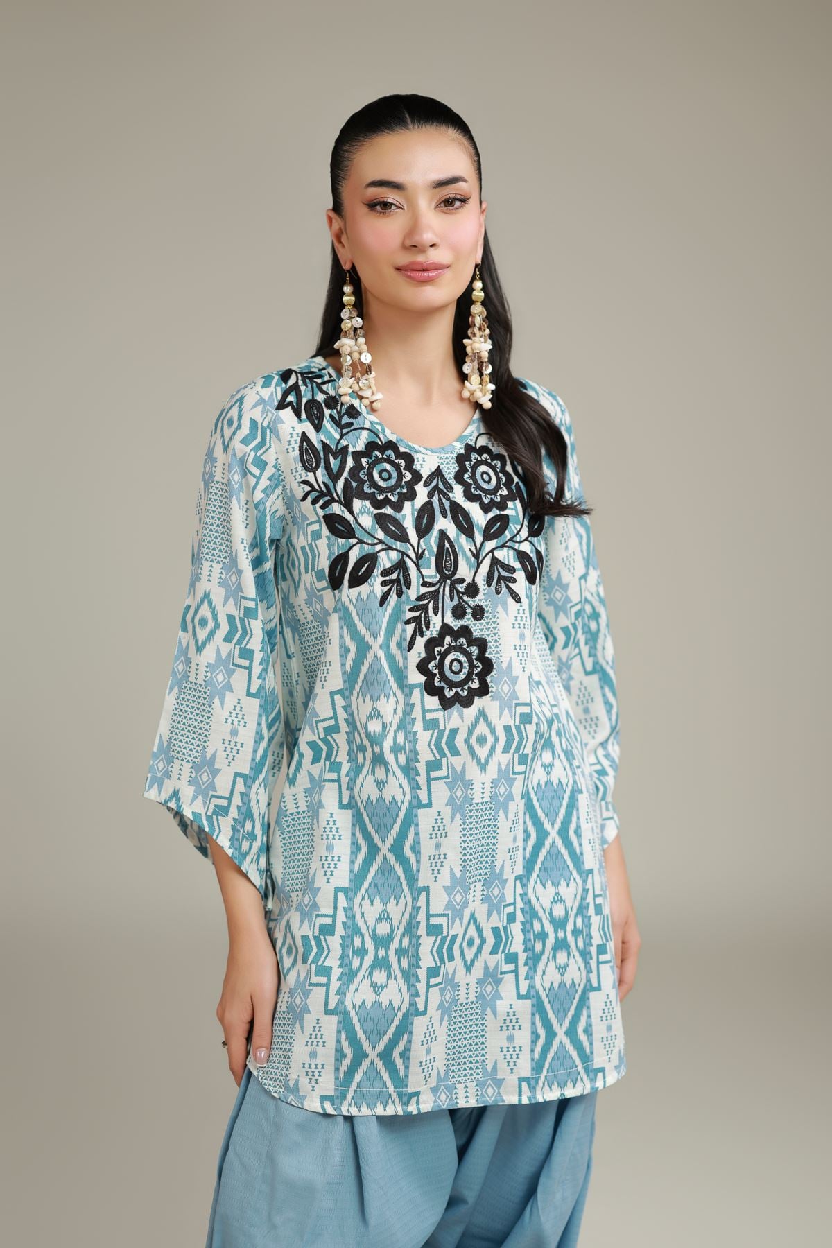 Embroidered Cotton Dobby Geometric V-Neck Kurta - R-SB25056A-VG