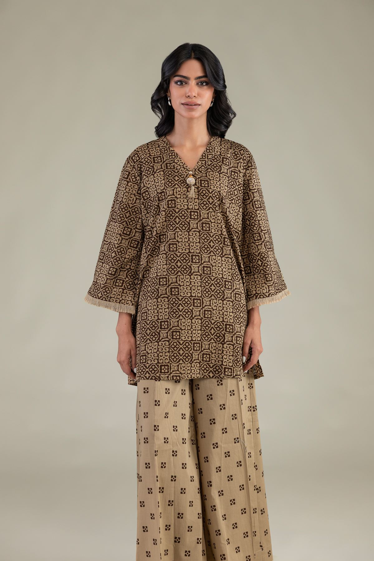Printed Cambric Short V-Neck Kurta - 1-26-135-B-G-VG