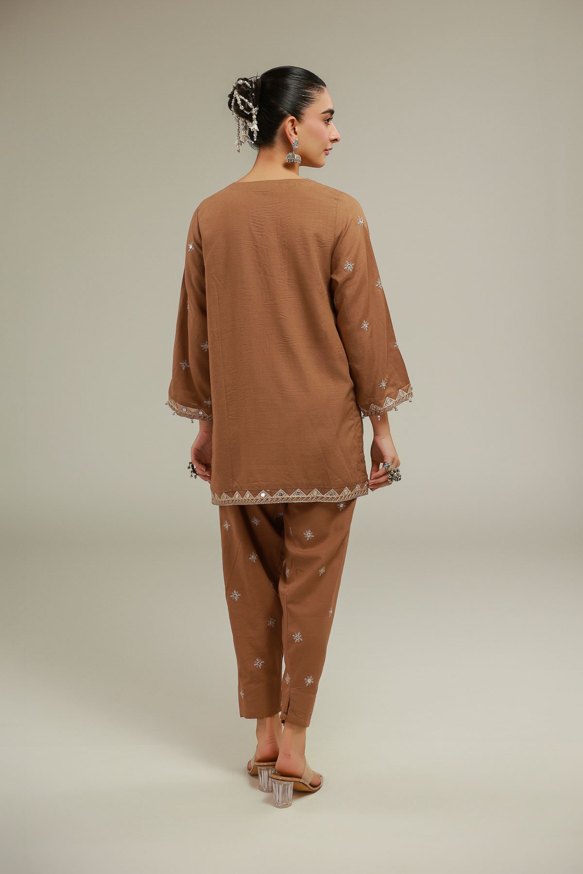 Embroidered Raw Silk Geometric Threadwork Kurta - 2-26-102-A-A-VG
