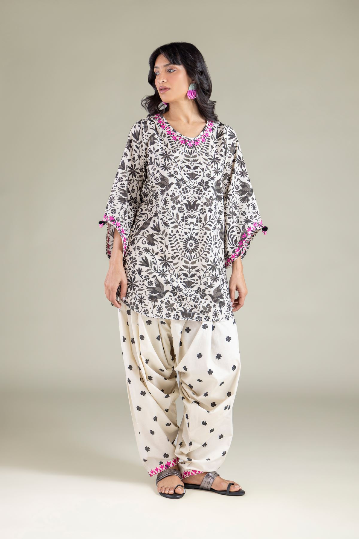 Embroidered Cotton Dobby Kurta - T-A22-26-108FG-VG