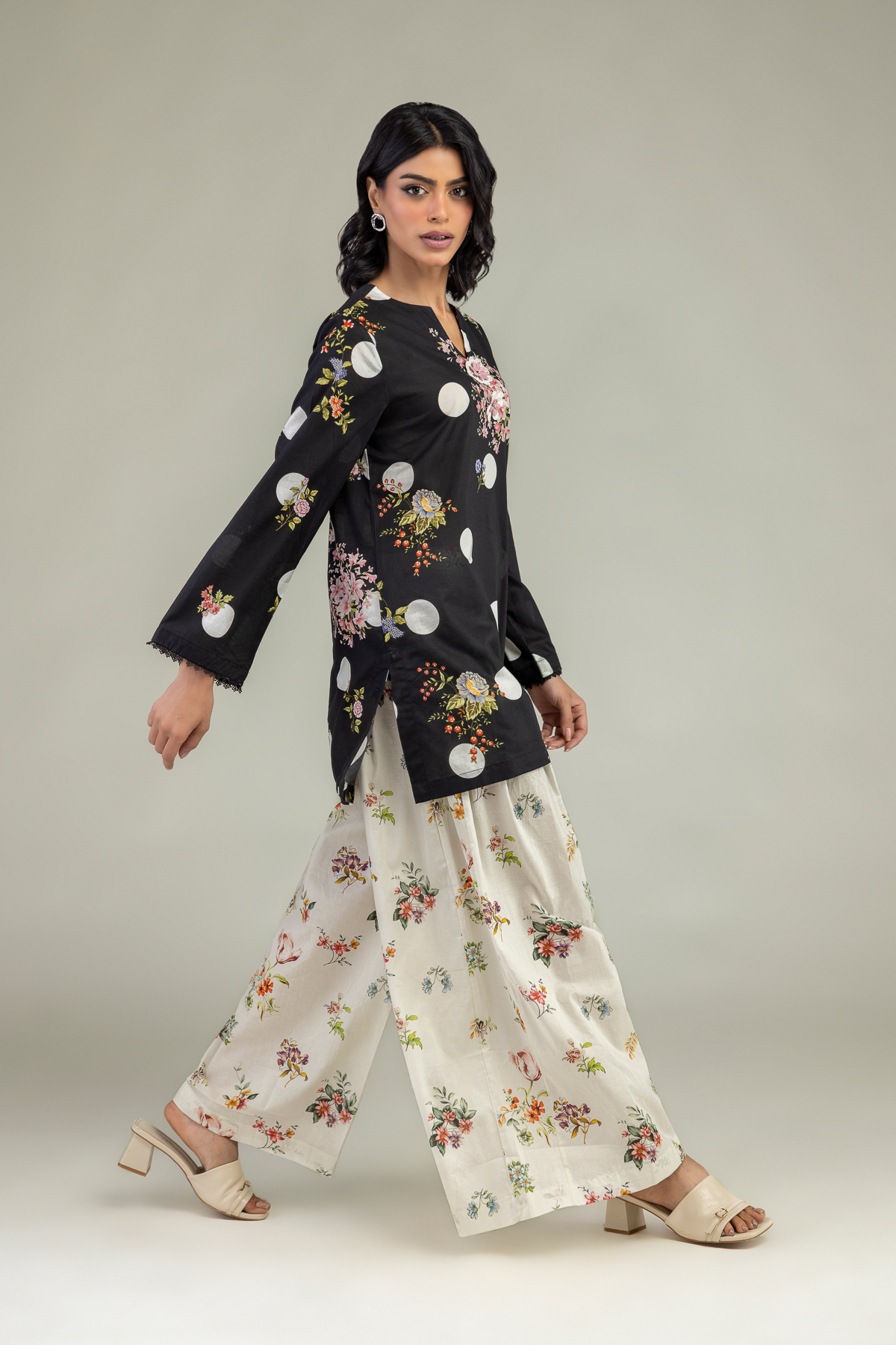 Embroidered Cambric Floral Cambric Pants - 1-26-240-B-J1-VG