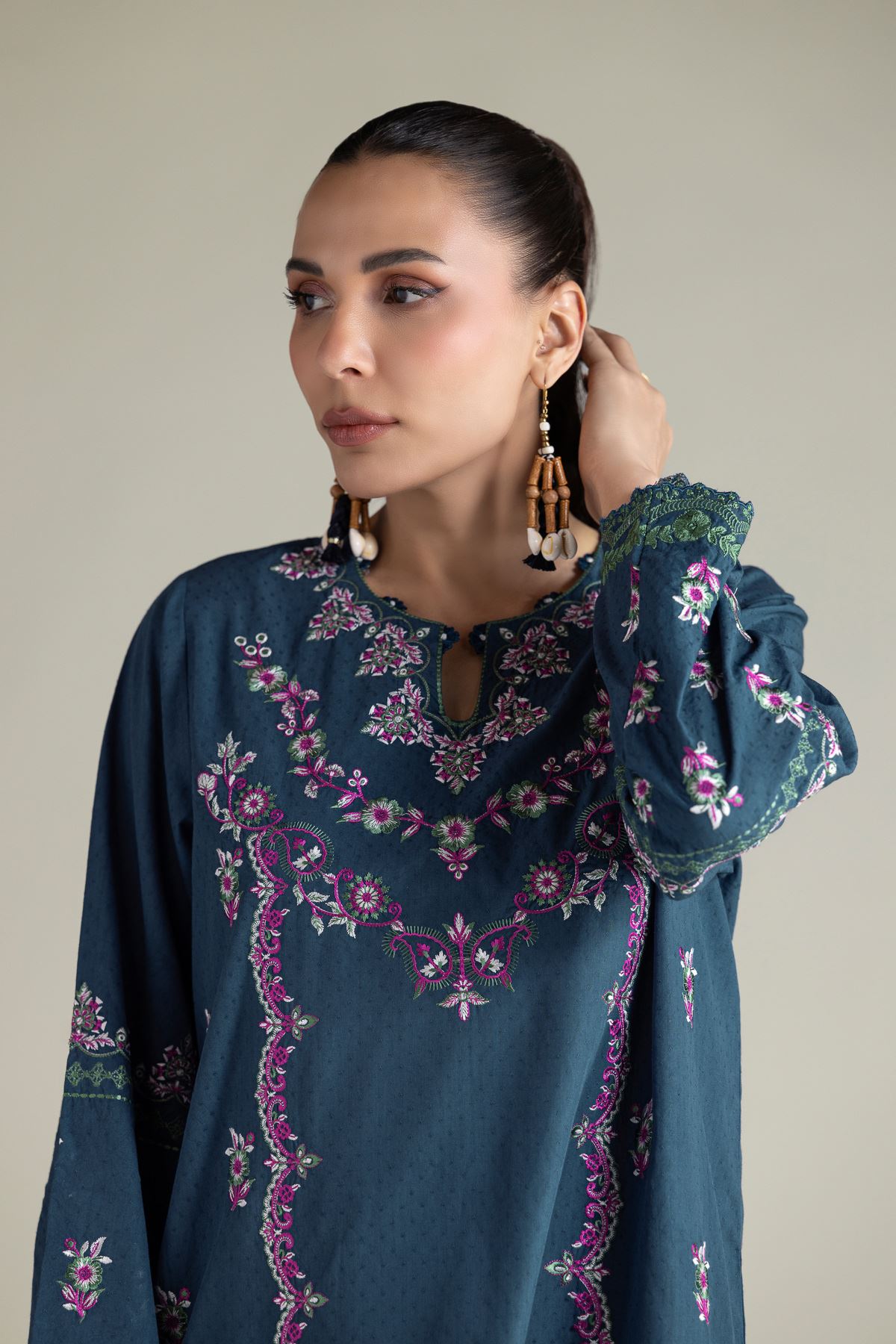 Embroidered Cotton Dobby Tailored 2-Piece Set - T-A22-26-223FJ1-VG
