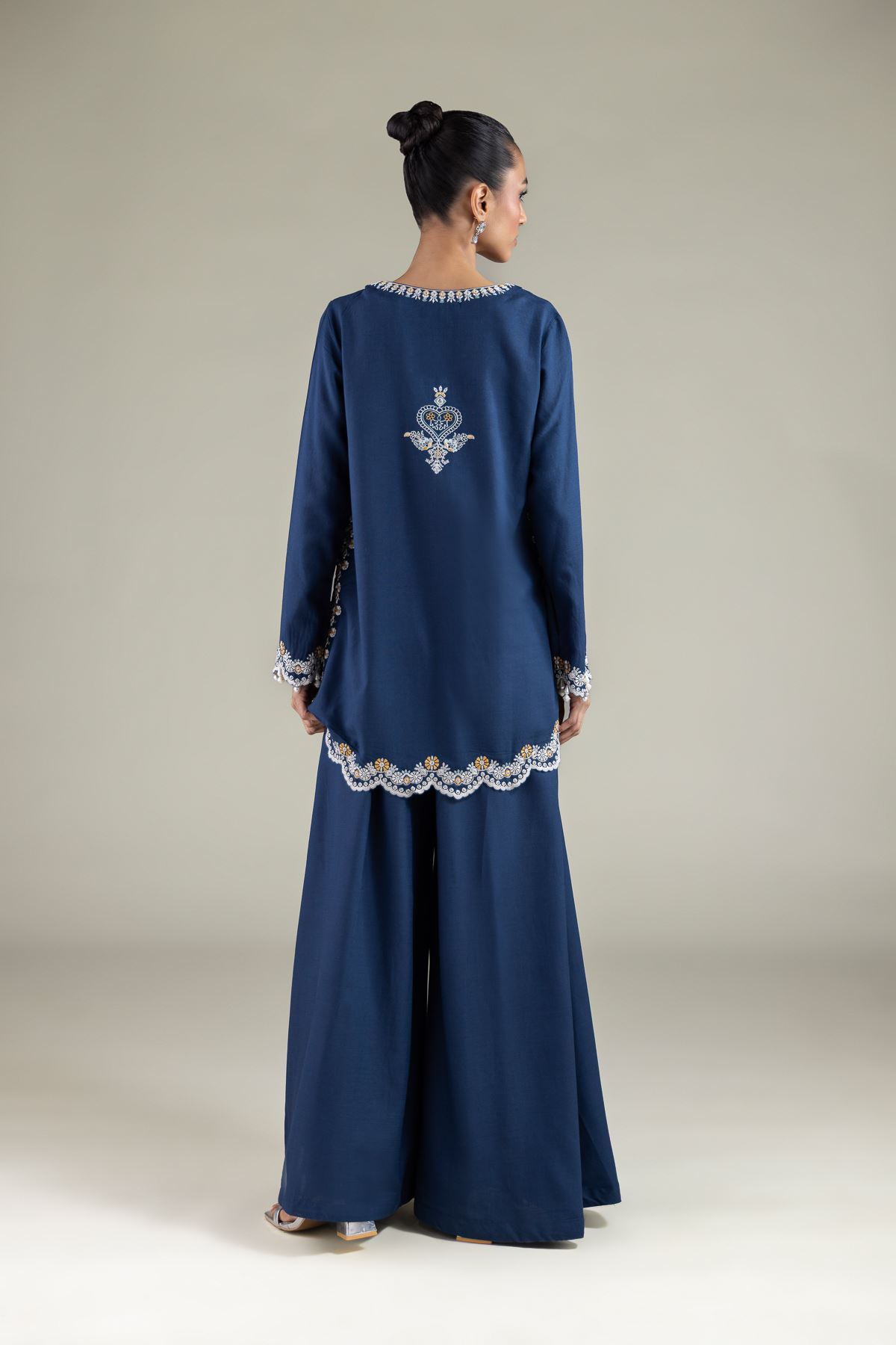 Embroidered Raw Silk Paisley V-Neck Kurta - 1-26-146-A-D-VG