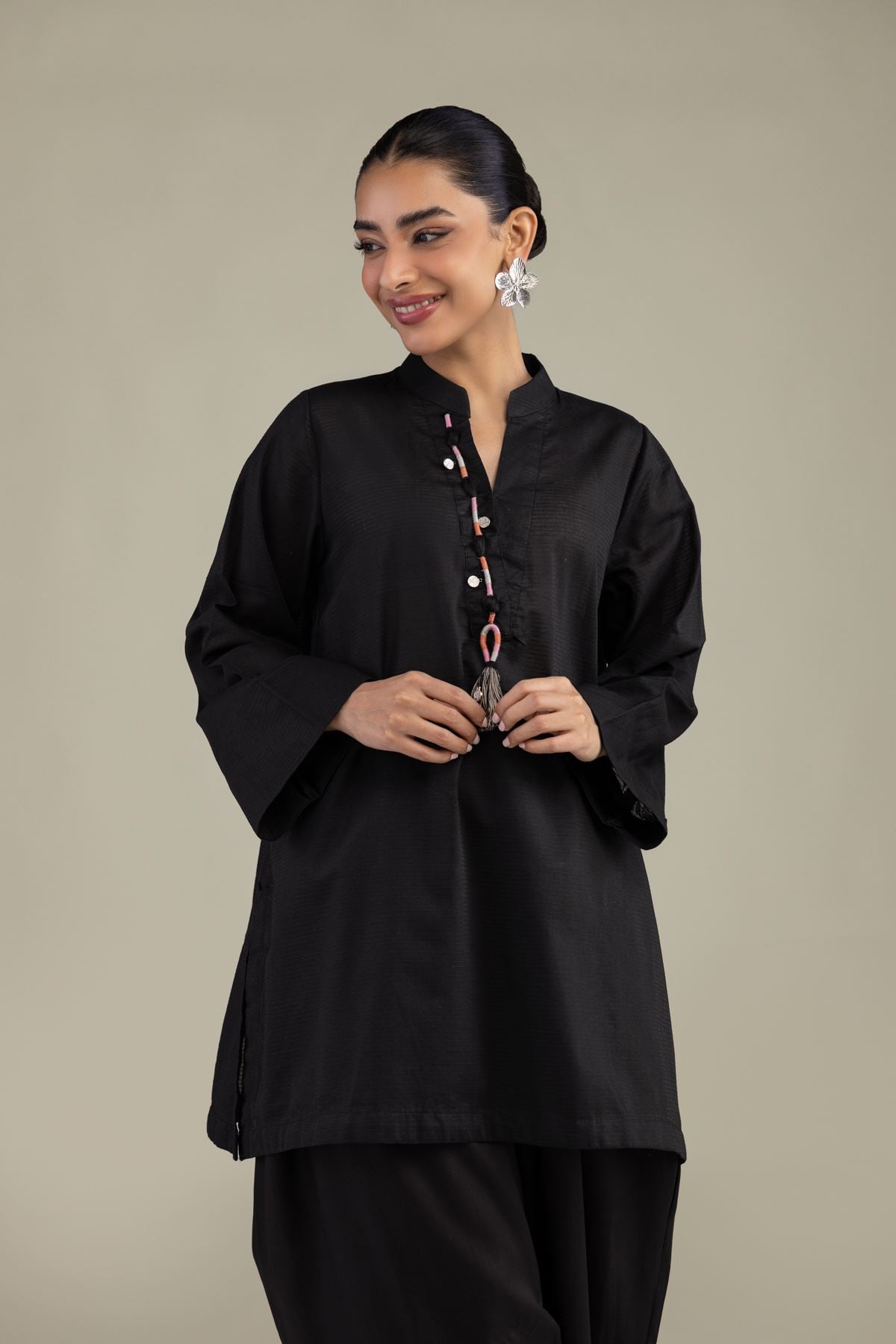 Dyed Textured Cotton V-Neck Black Kurta - 1-26-229-B-F1-VG