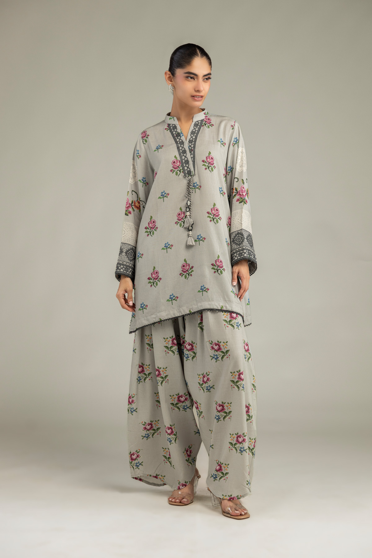 Embroidered Raw Silk Silk Floral Pants - 1-26-102-A-F-VG