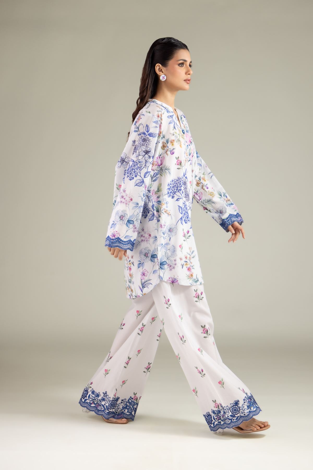 Embroidered Lawn Lawn Tailored 2-Piece - 2-26-113-A-B-VG