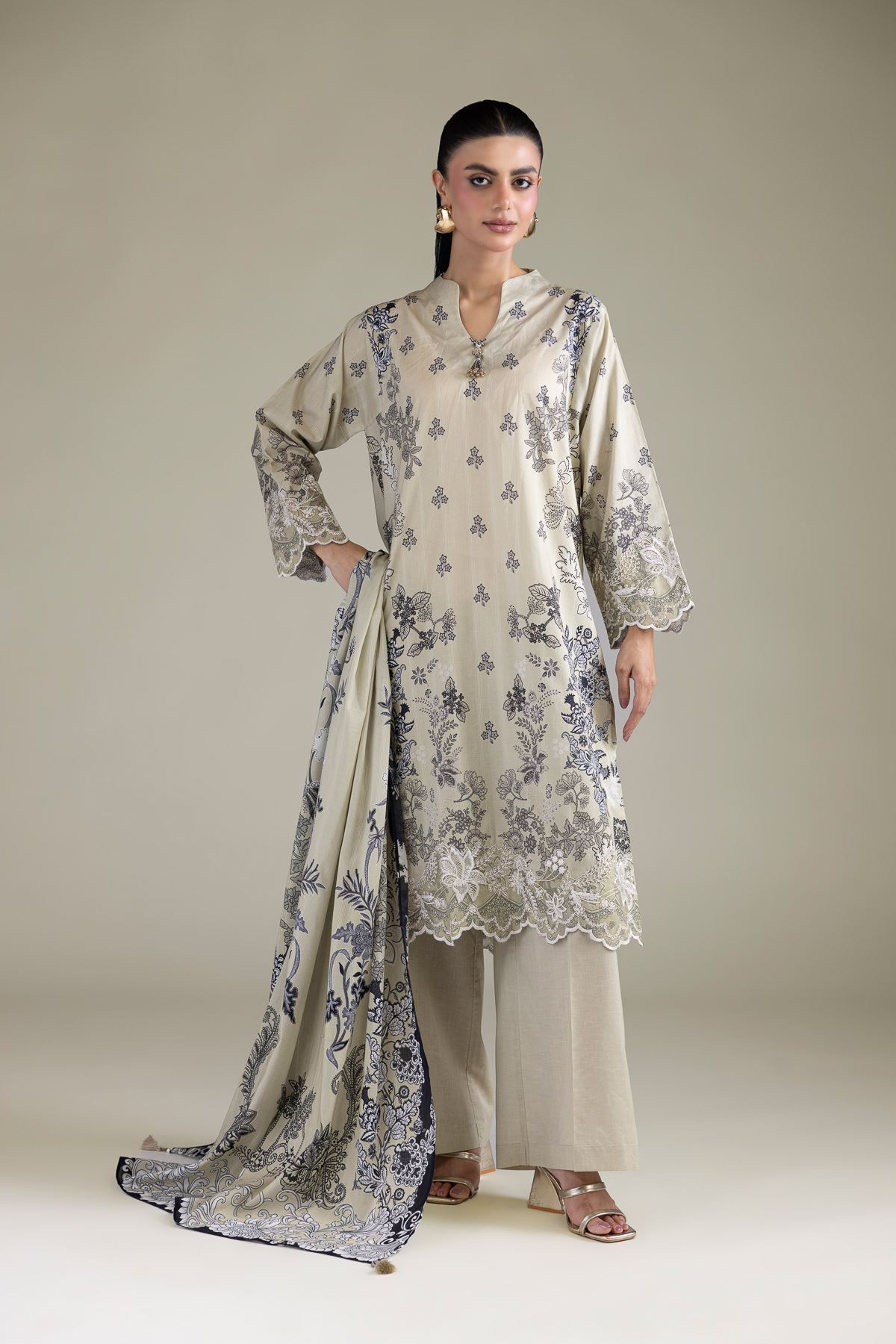 Embroidered Lawn Lawn 3-Piece Tailored - T-A22-26-219FH2-VG