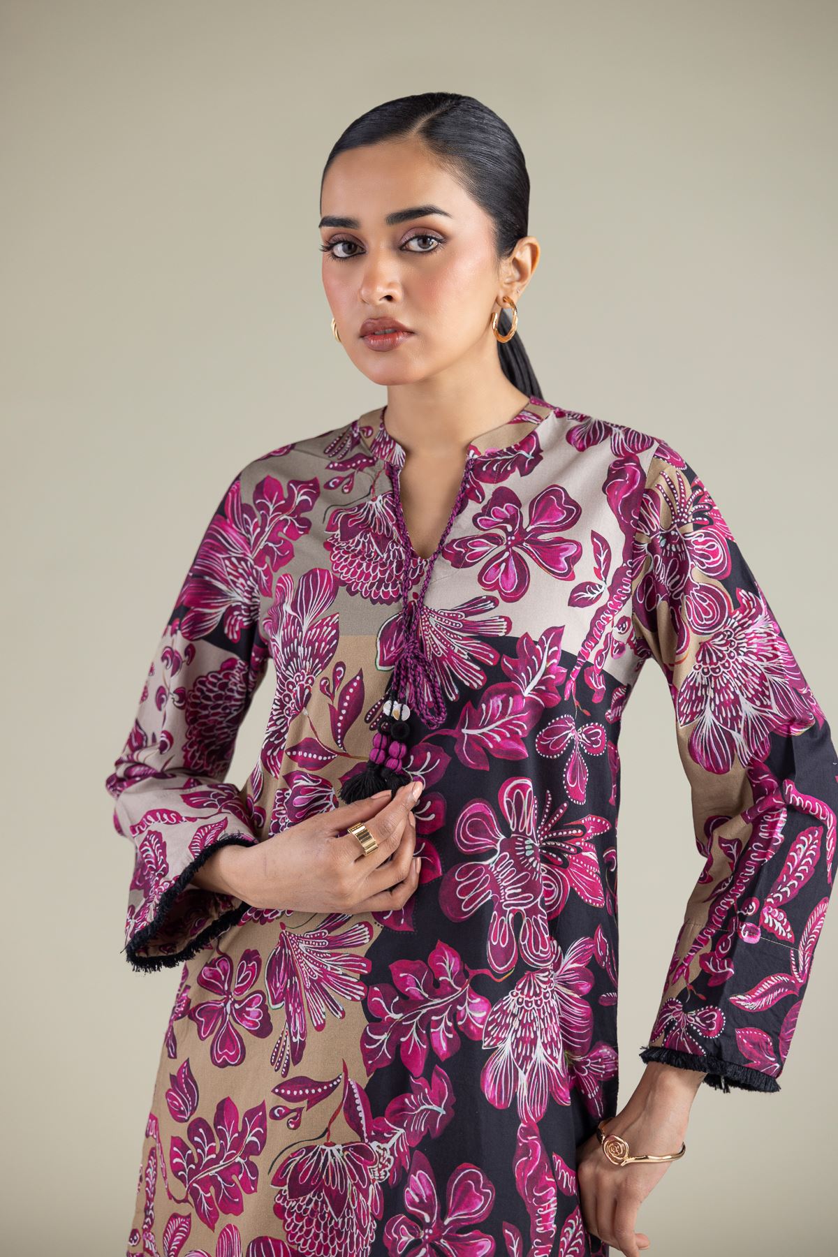 Embroidered Cambric Floral Cambric Kurta - 1-26-115-A-B-VG