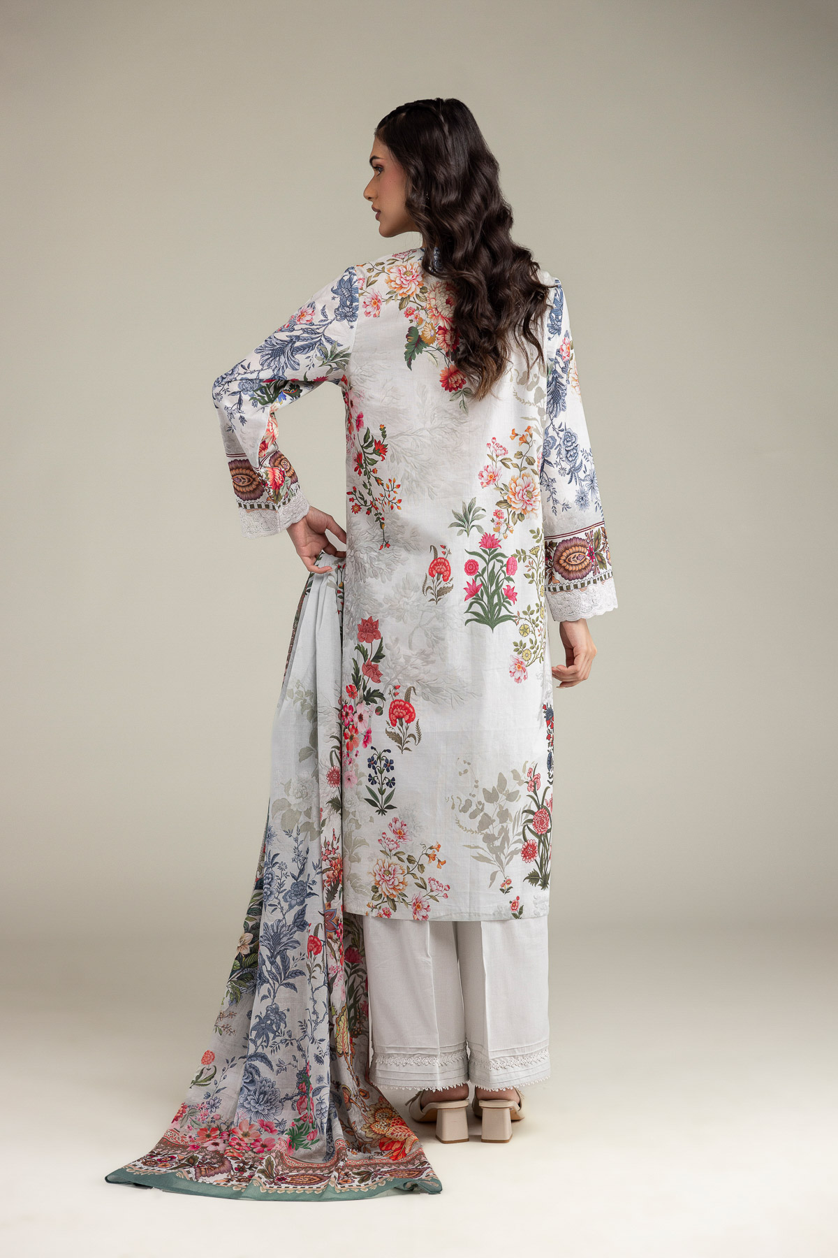 Embroidered Cambric Fabrics 3 Piece - T-A33-26-207FD1-VG