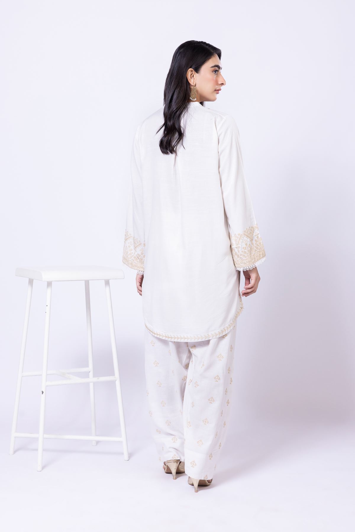 Embroidered Dull Raw Silk Kurta - 25-09-11E3-07TA-VG