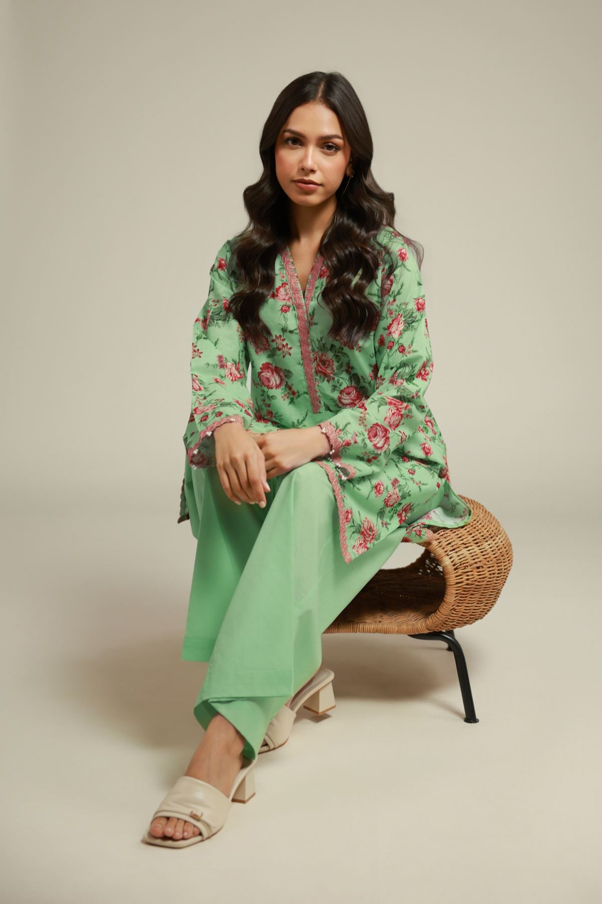 Embroidered Cambric Lawn Co-ord Set - T-A113-26-110EB1-VG