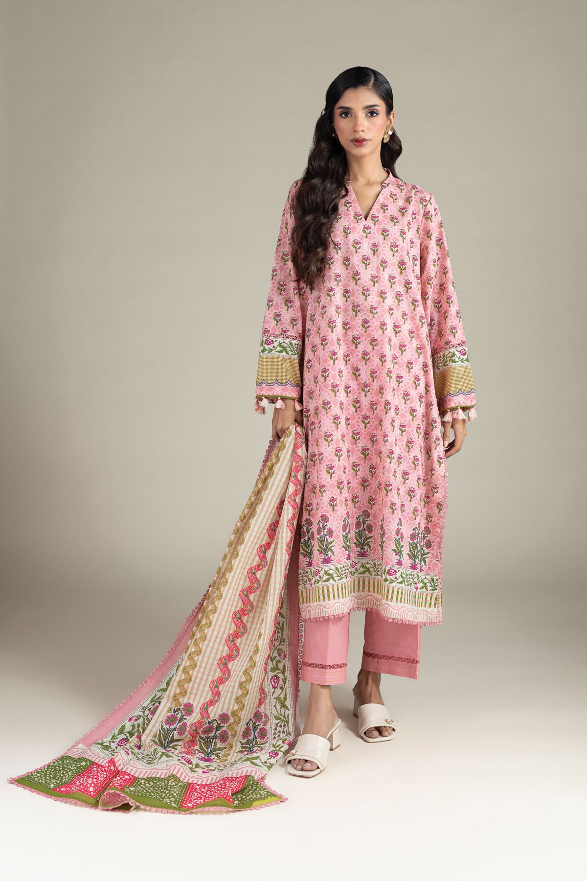 Printed Cambric V-Neck 3-Piece Suit - T-A33-26-104FI1-VG
