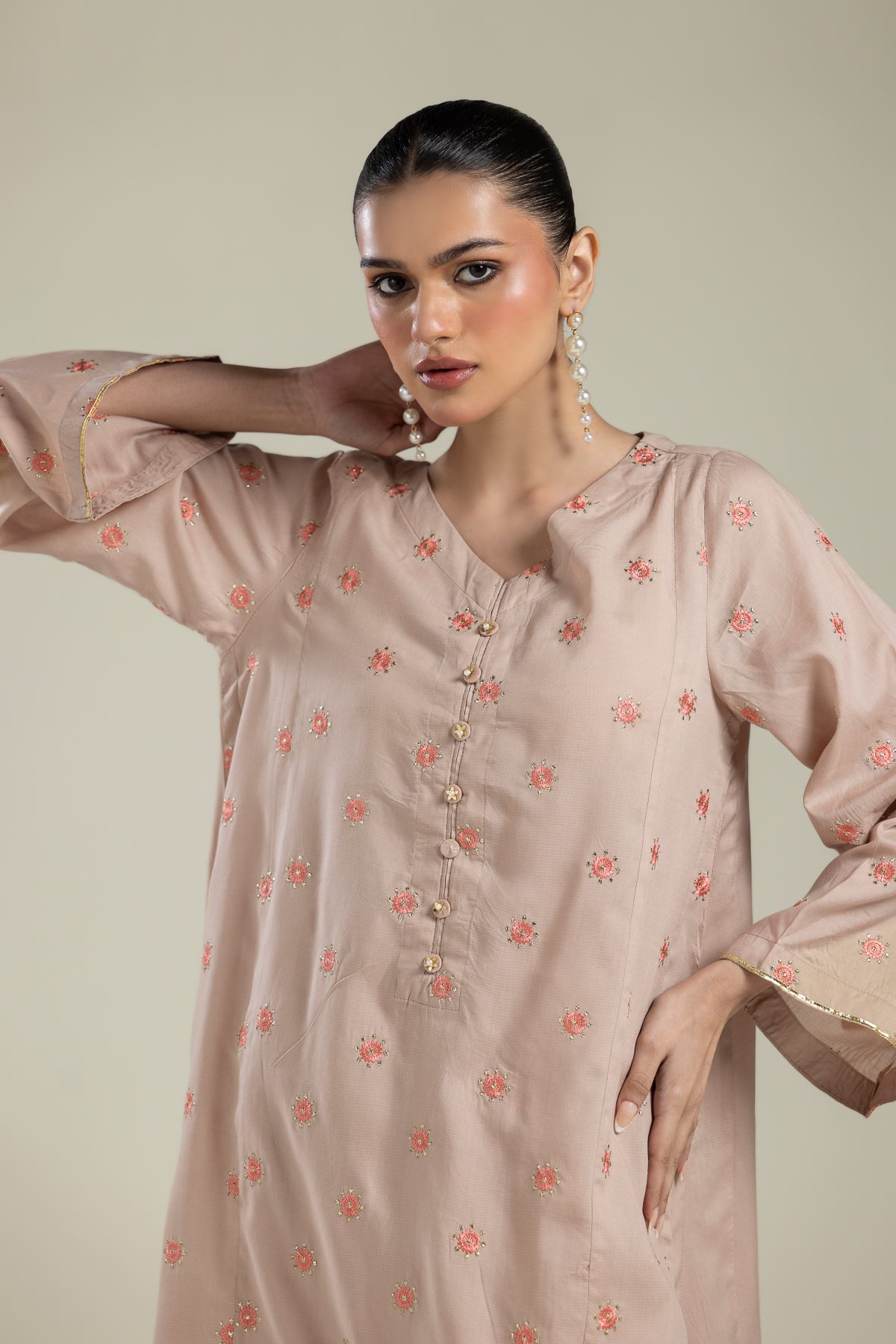 Embroidered Textured Weave Floral V-Neck Kurta - 2-26-202-A-E-VG