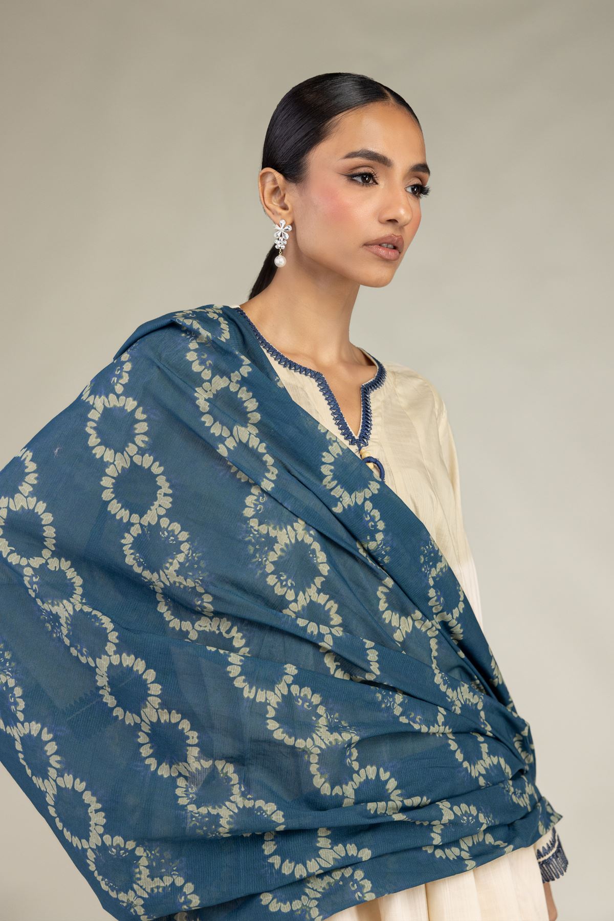 Textured Lawn Embroidered Textured Lawn Dupatta - 1-26-226-A-D2-VG