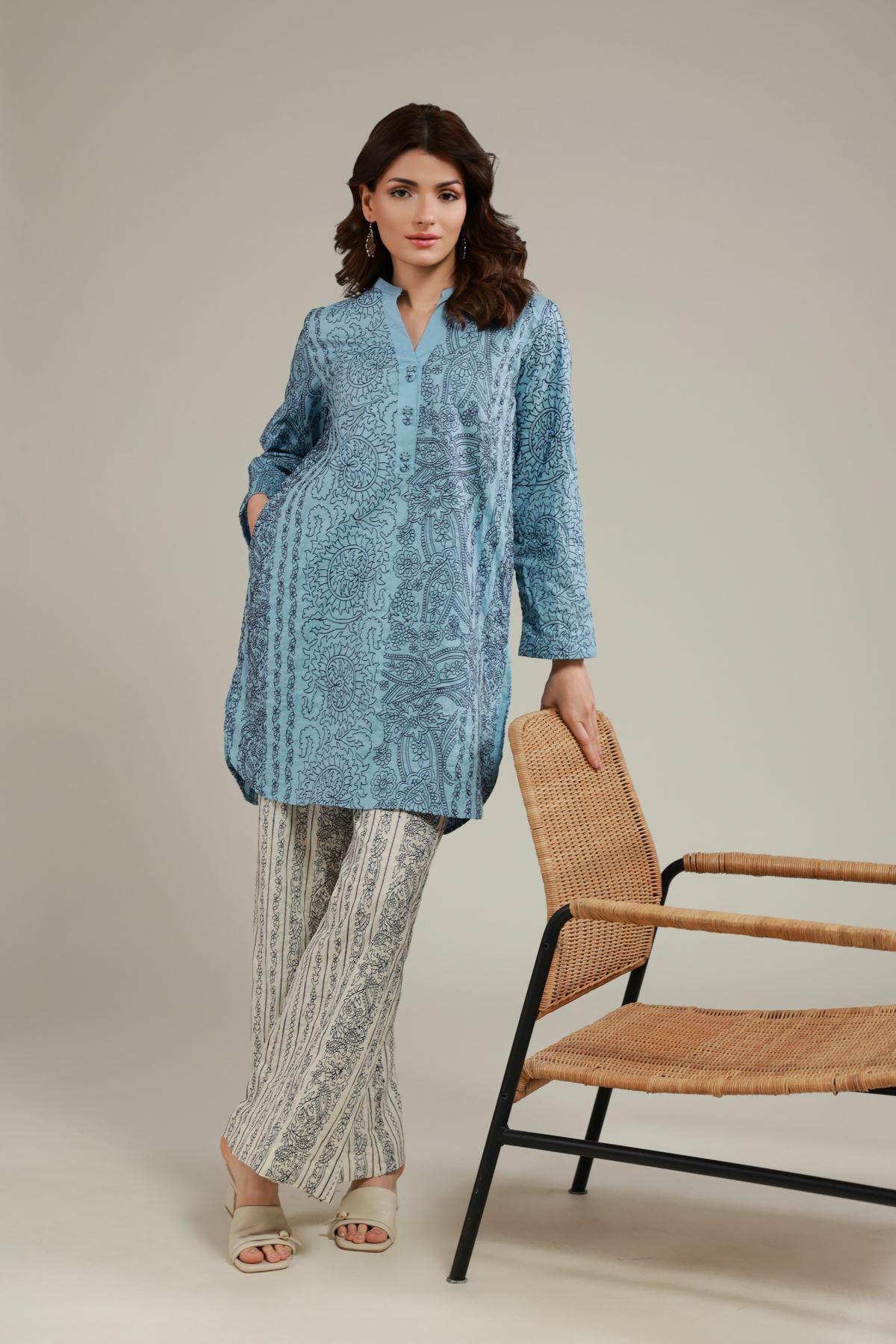 Embroidered Cotton Crinkle Relaxed Striped Pants - 25-09-10E2-12BA-VG