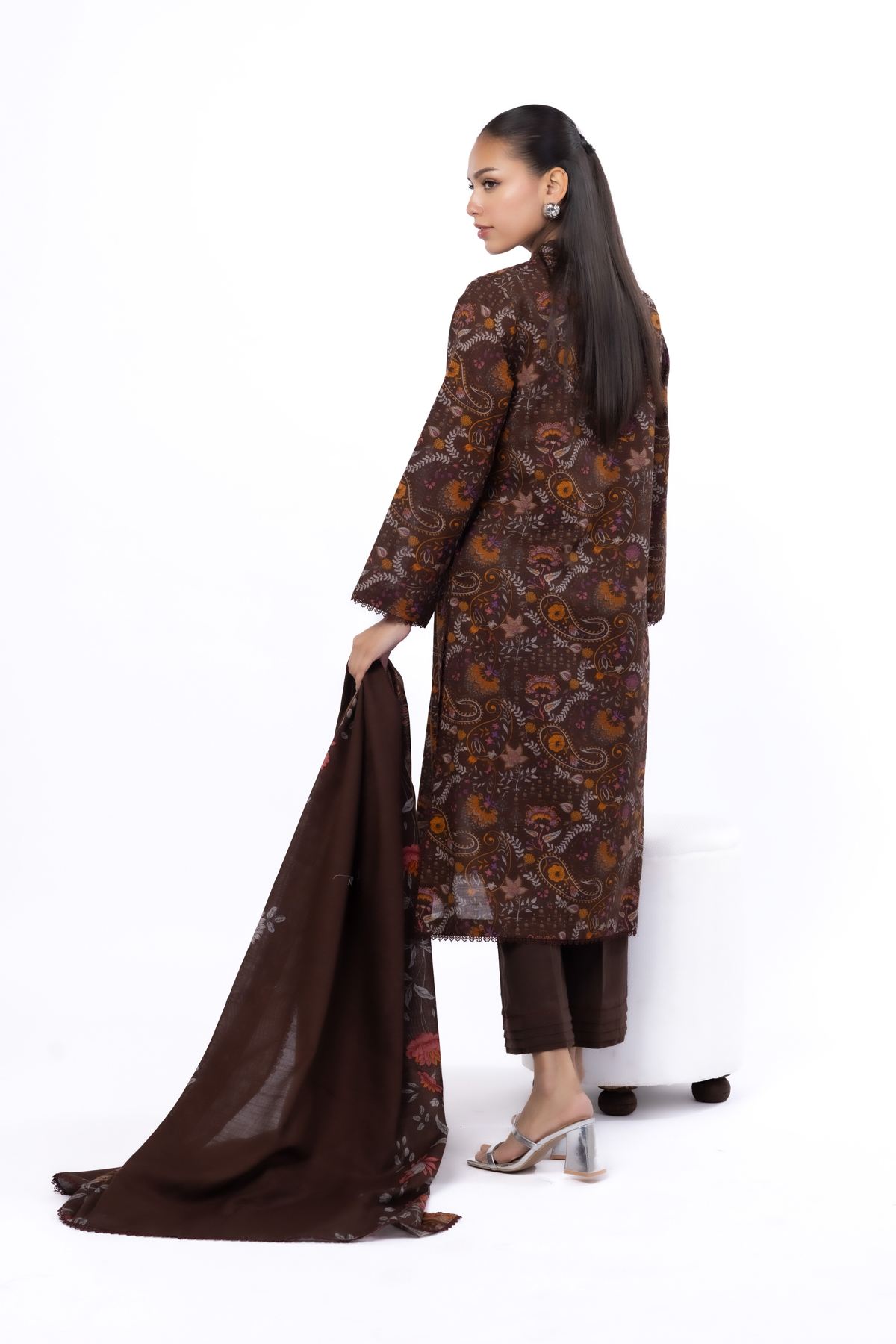Printed Khaddar Fabrics 3 Piece - 1-26-210-B-J1-VG